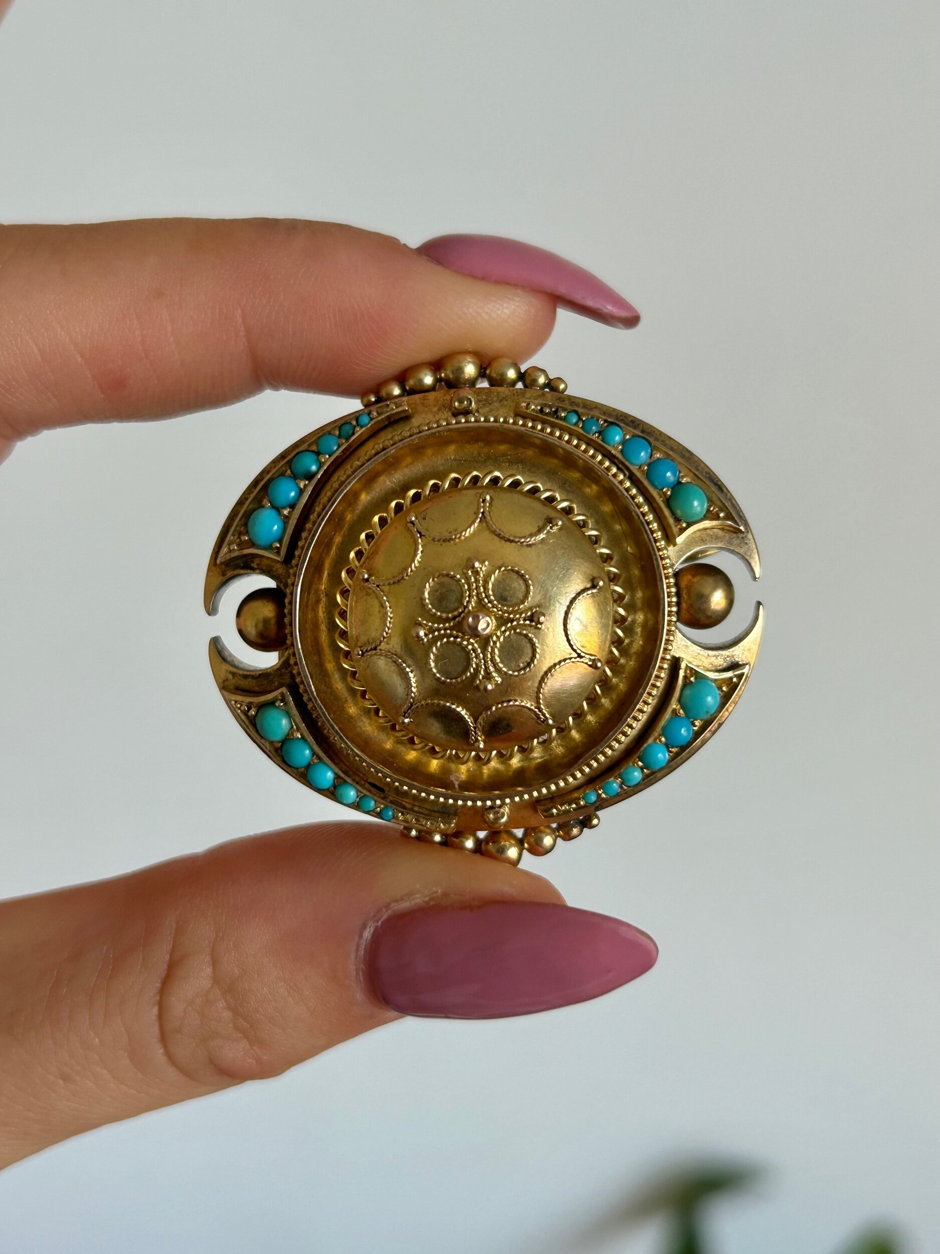 AE8B6962-4A56-4175-AD20-9C9A1535D9E4