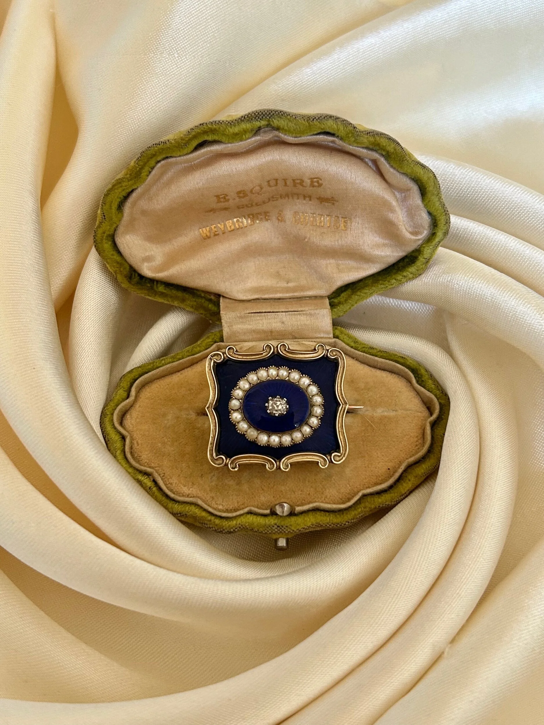 1487C5EB-215E-4037-91F1-38E26A263151