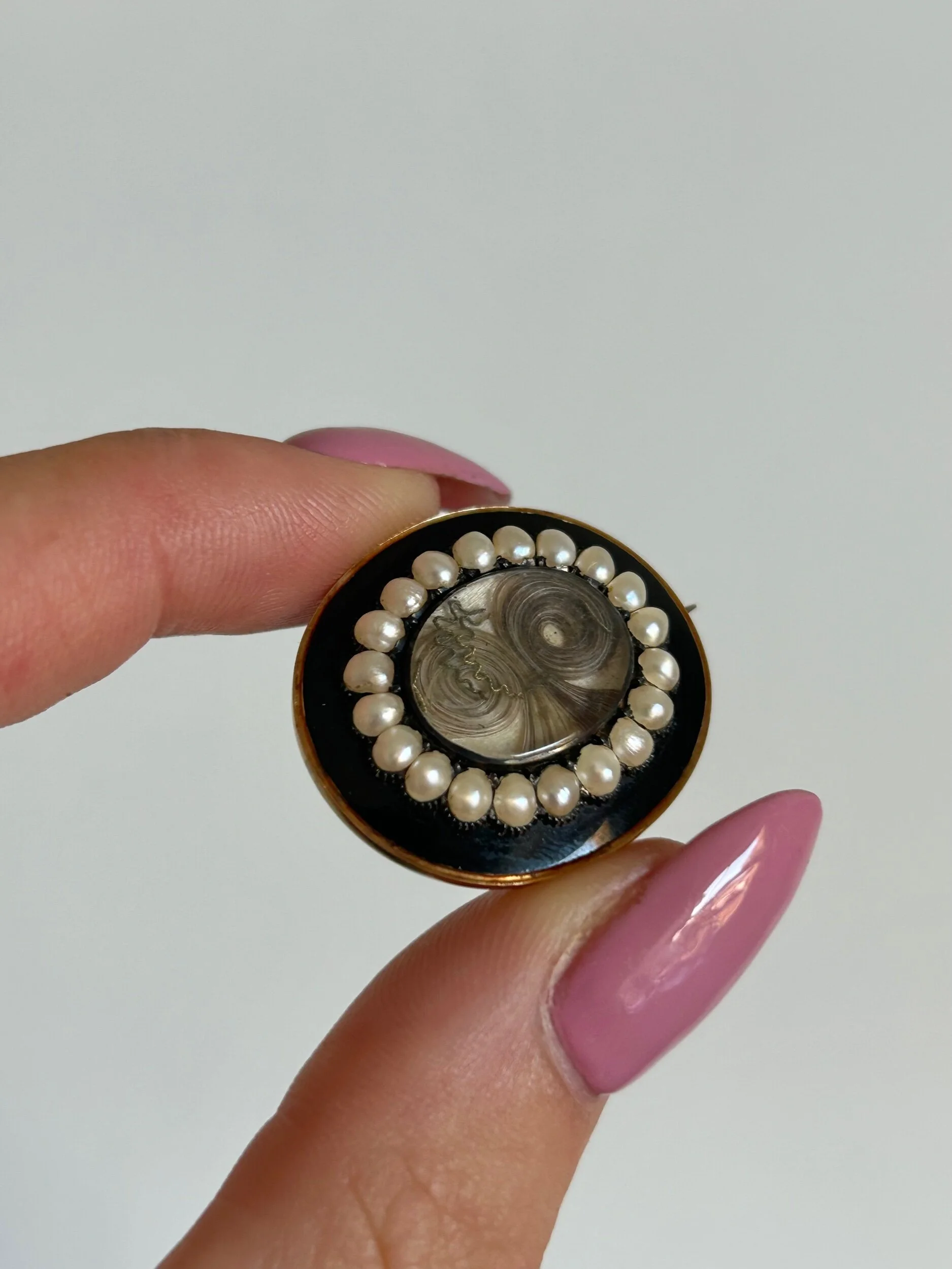 2A4859F5-424C-4FCD-AB6F-4BC7DB95D340