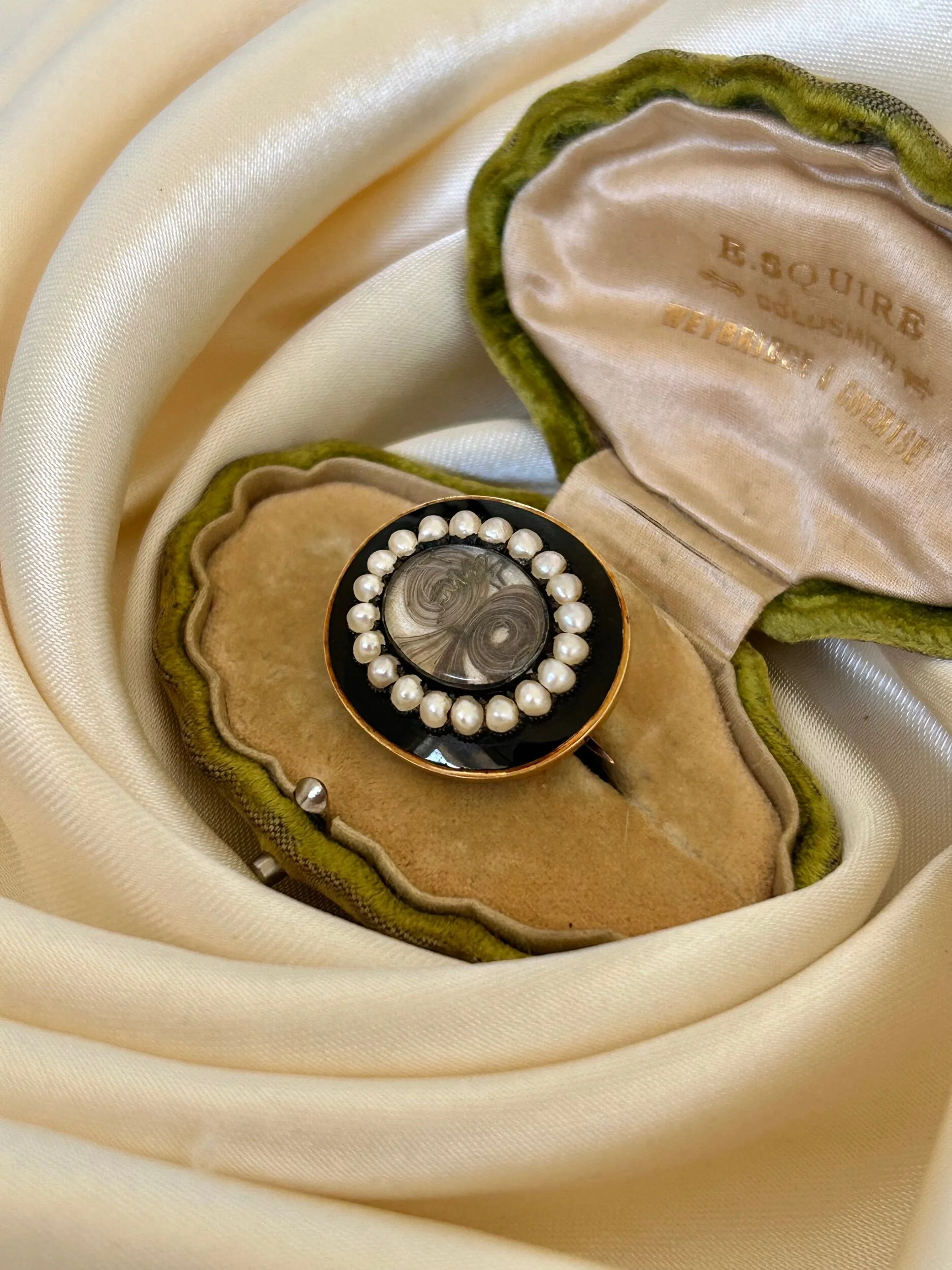 537B292C-1D1E-4DC2-8051-373D6882AB95