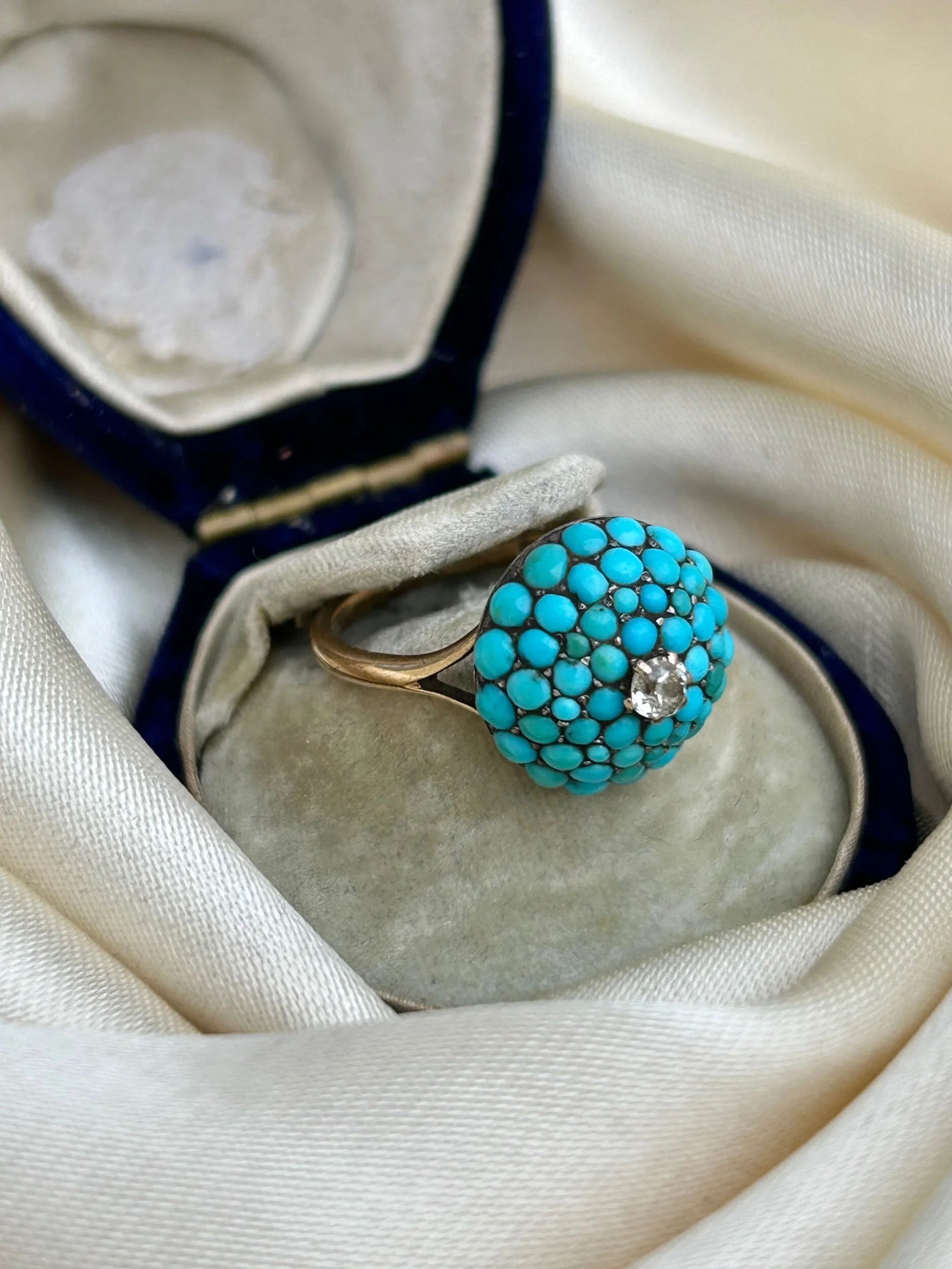 57AA3EFC-2CF0-4AB0-BD57-D188E90FE98C