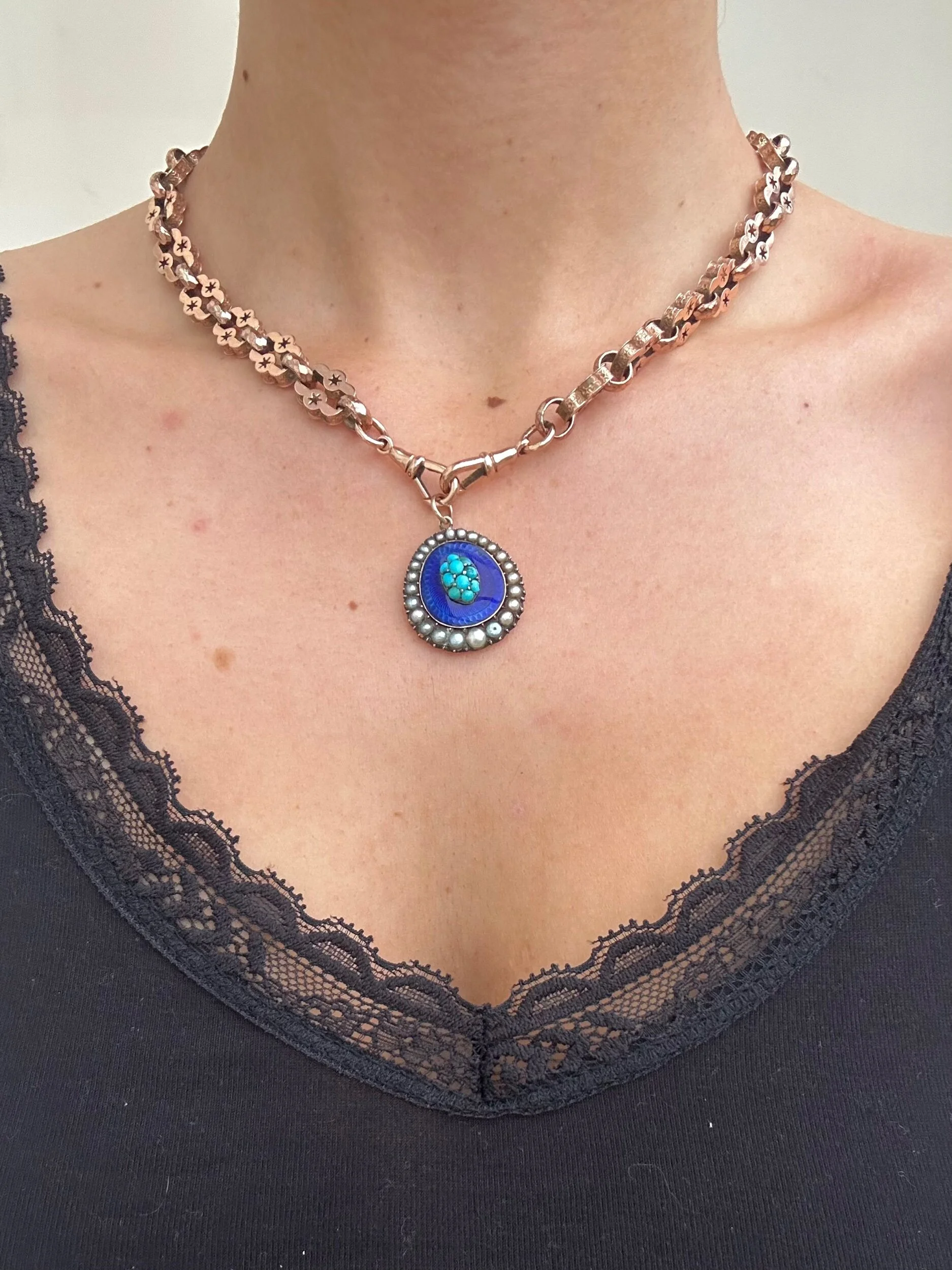 F7C7BC2E-546B-45D4-A592-987726BC8787