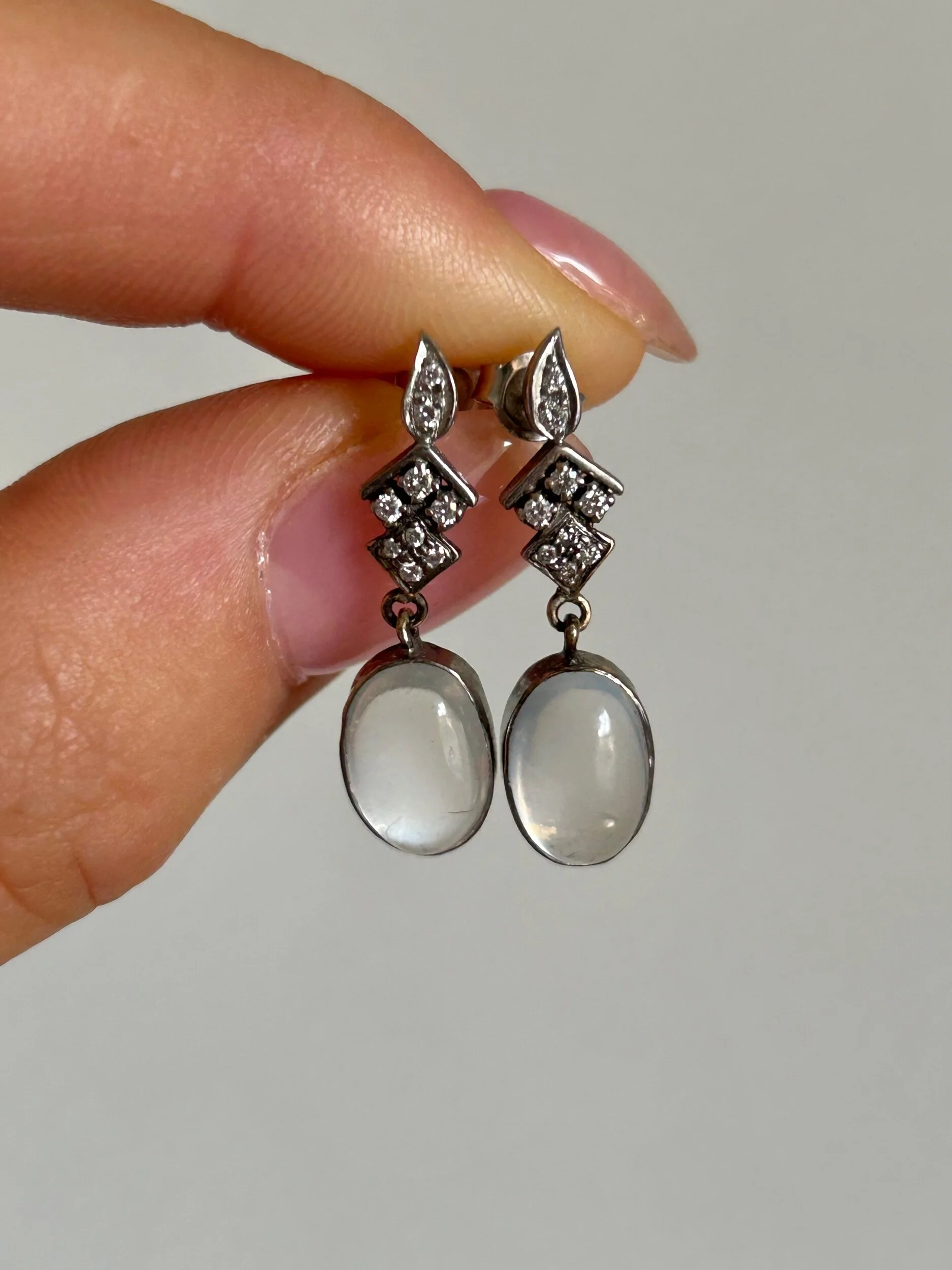 BB1A41C2-BE37-4129-9728-8D657FD2253C