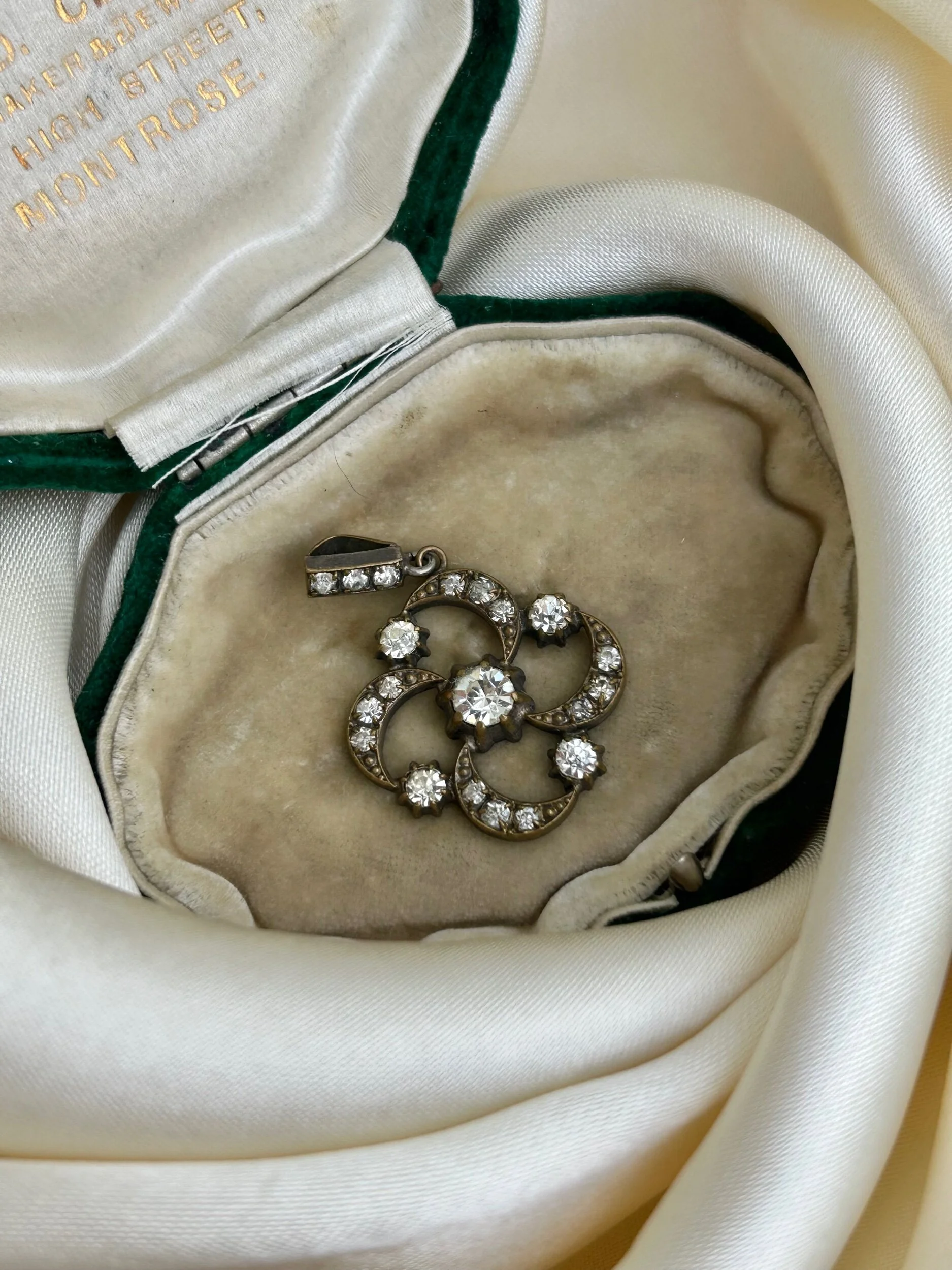 6B7DBBA3-1B76-4023-8B62-A065E75184FF