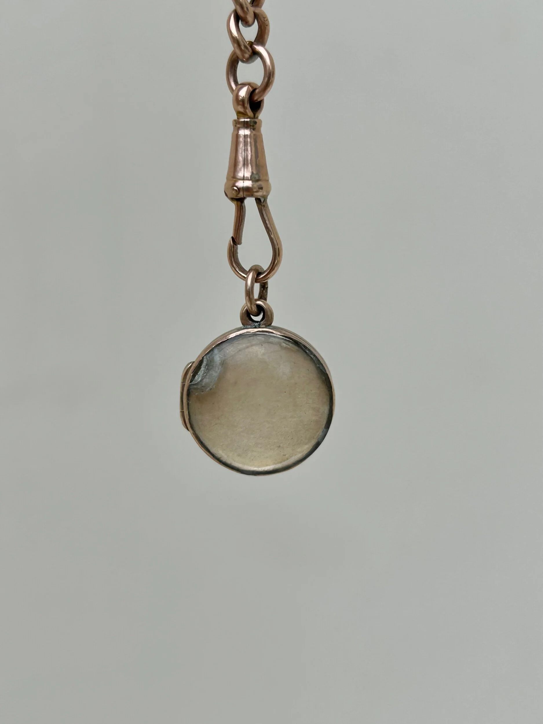 BBA57D29-D4E1-41EF-AB04-7293378A90AF