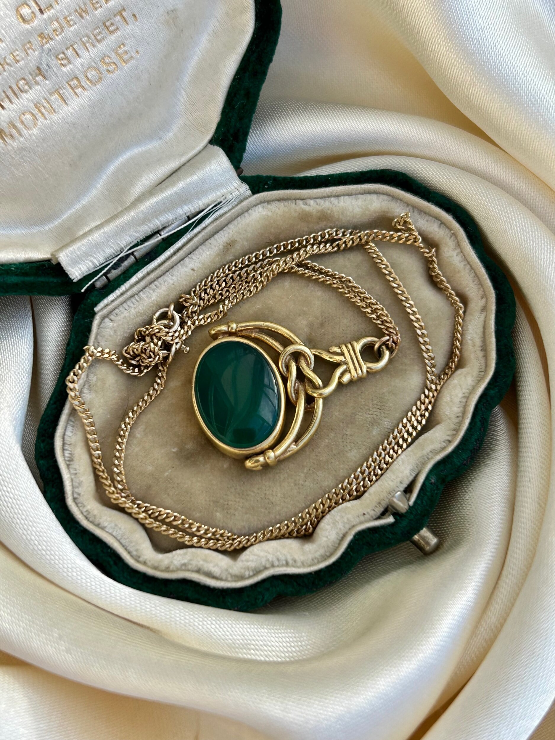 4099EAFE-3016-49EB-B724-5EADA1137454