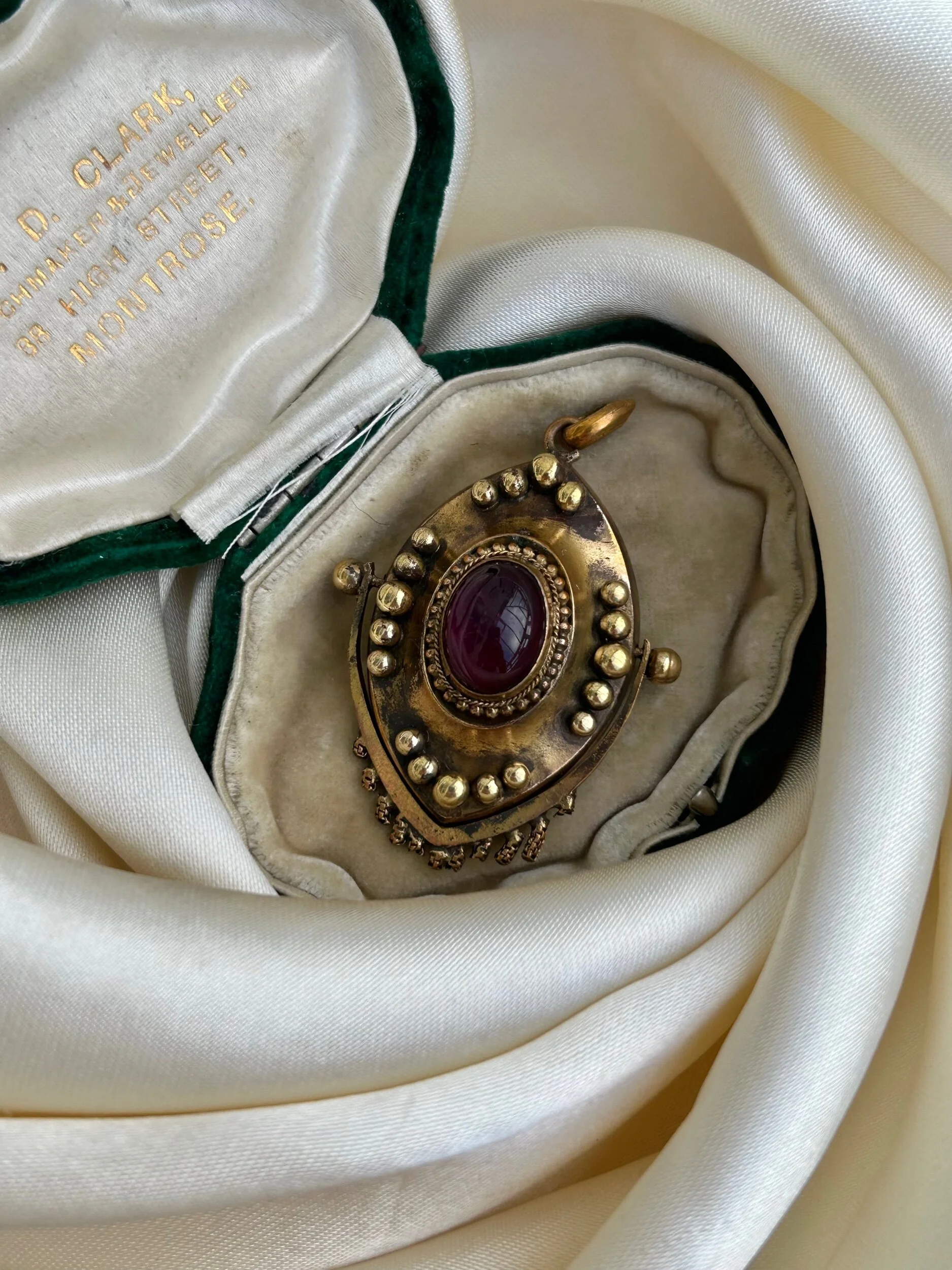 B0DBBB7A-A7A5-42B5-A5AF-8F0F37E3536F