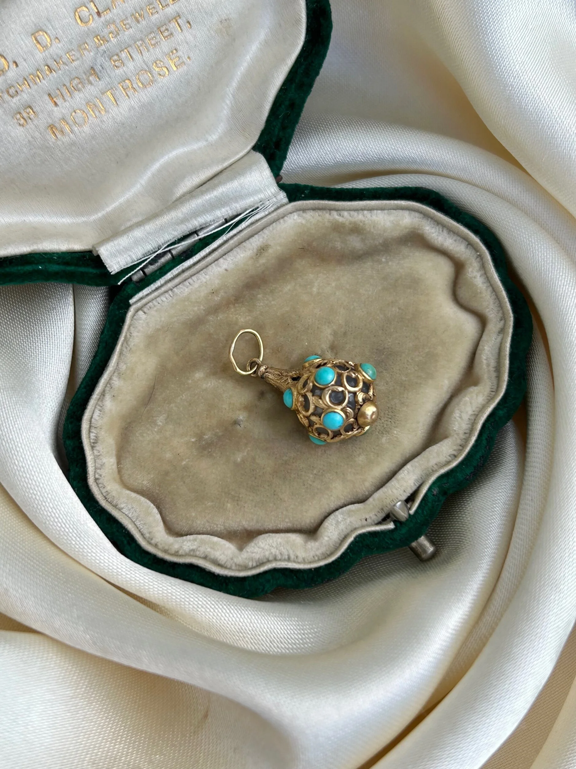 0BD767B0-3A9E-4F82-9B78-3CDC8B899532