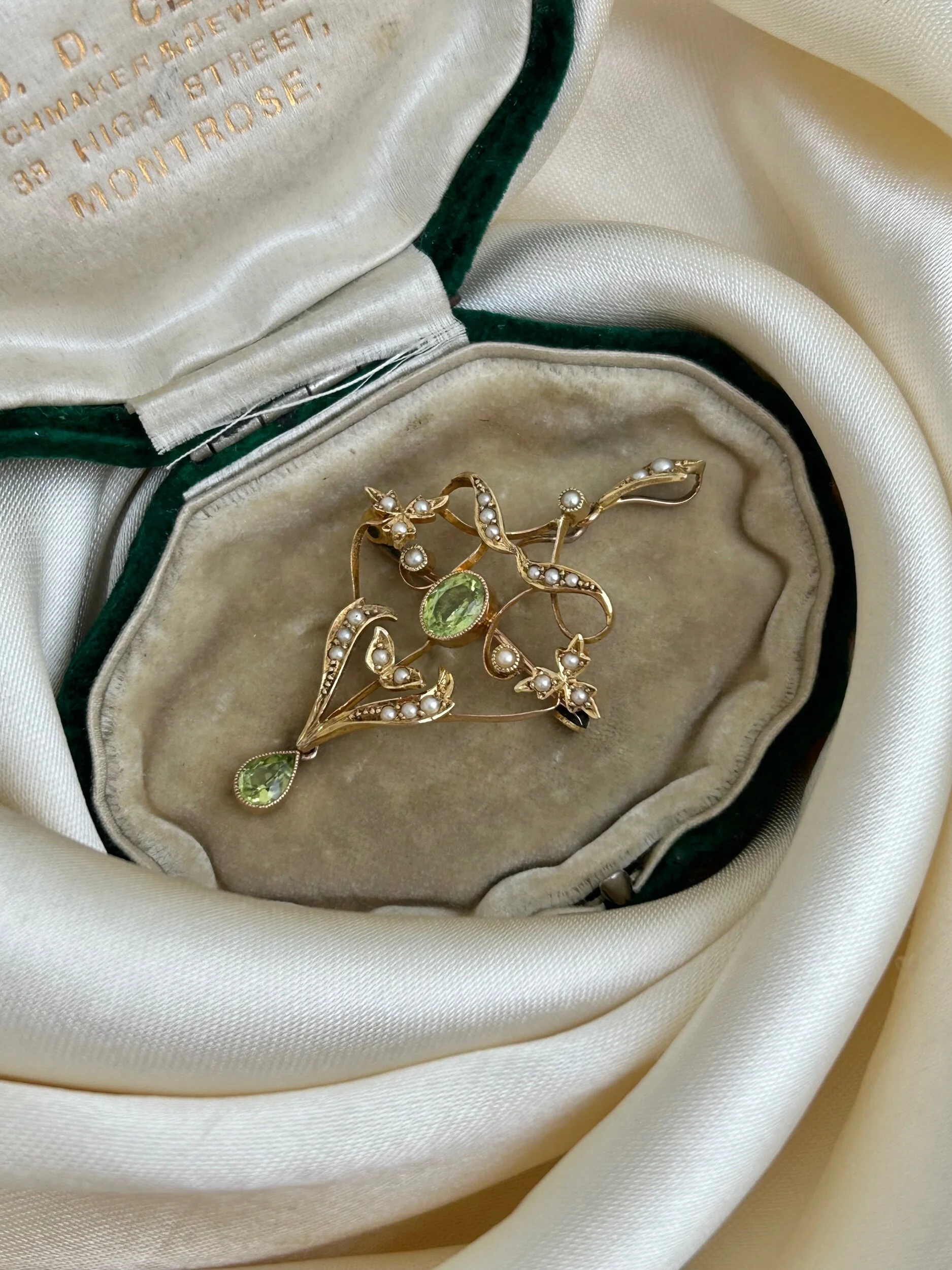 DC5C1BCD-DB64-46B3-AD12-FBC88720DEC7