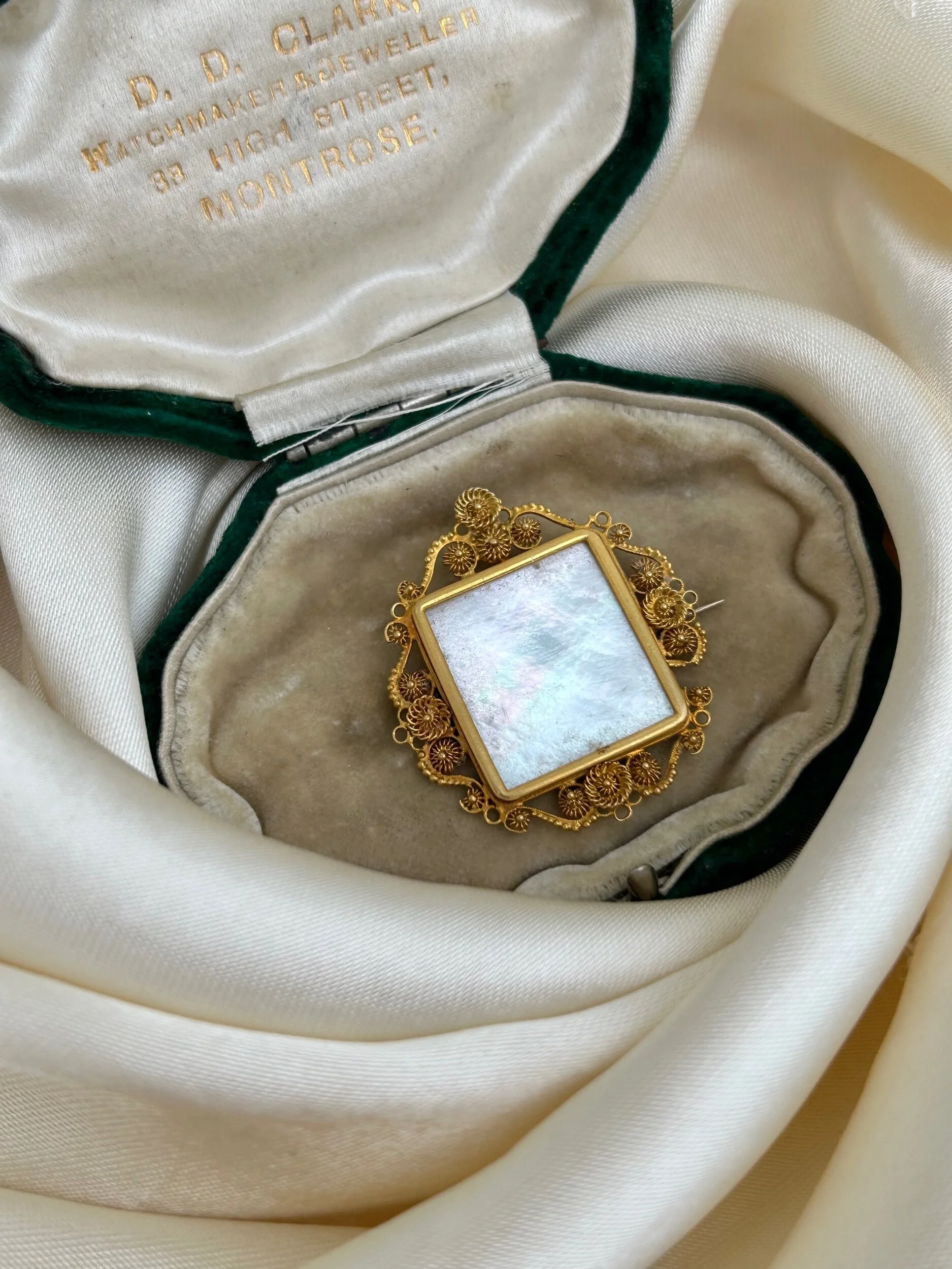 FA79B477-8901-49E9-BB08-FF941801C4B0