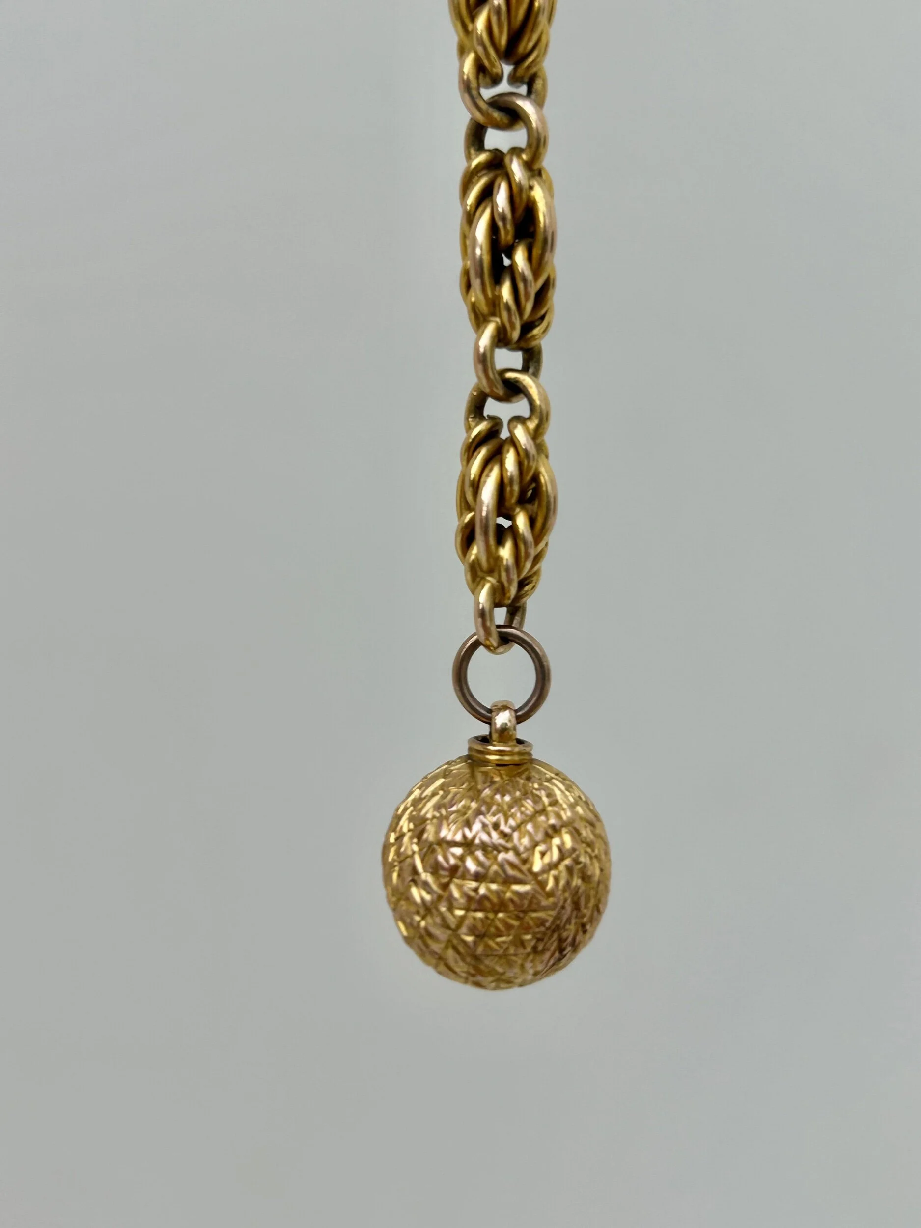 CFCB0737-075F-4762-A889-E49C3E9340B2