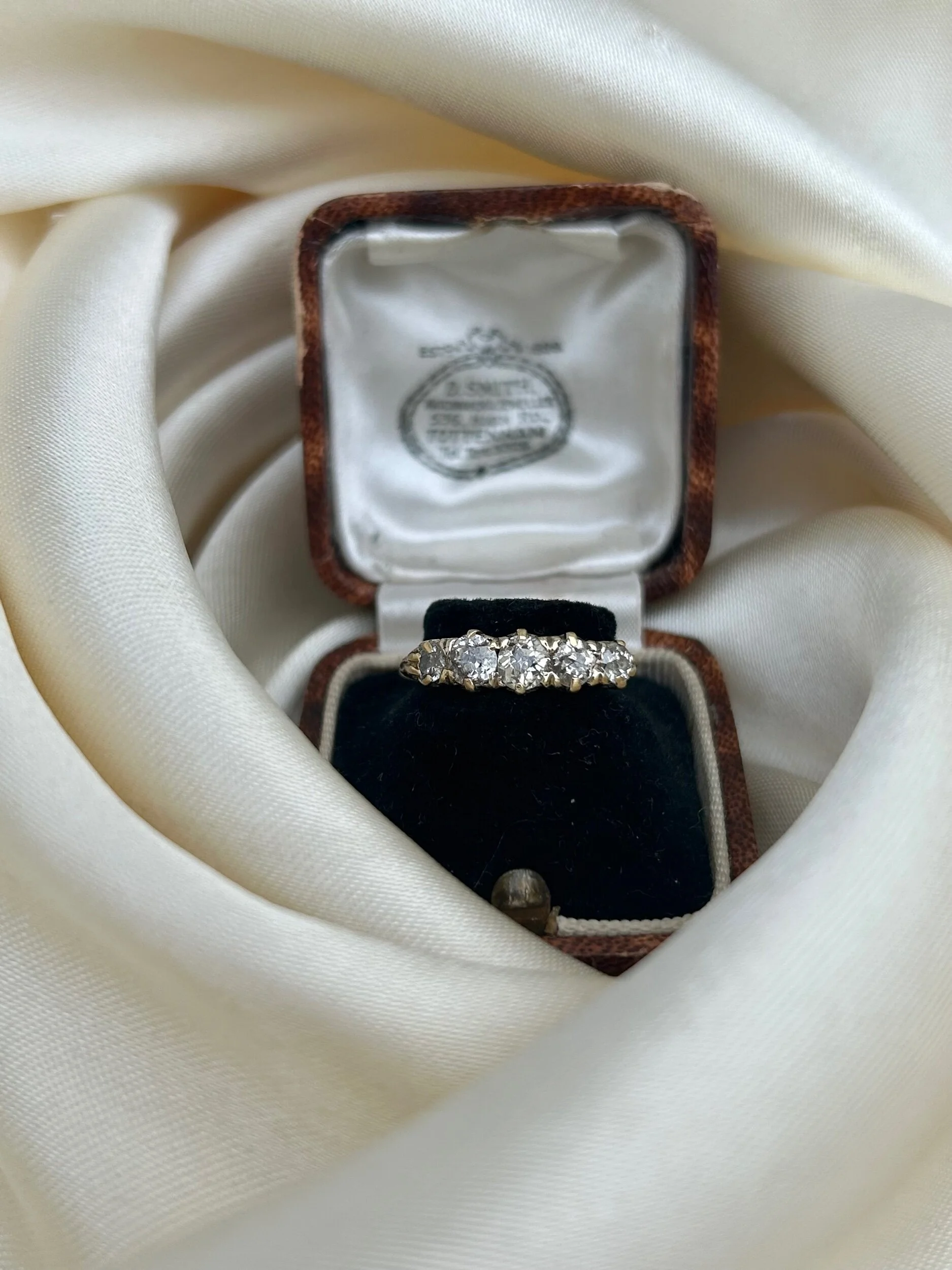 F4B855D8-F51A-40F5-8C72-ABC1D842FC15