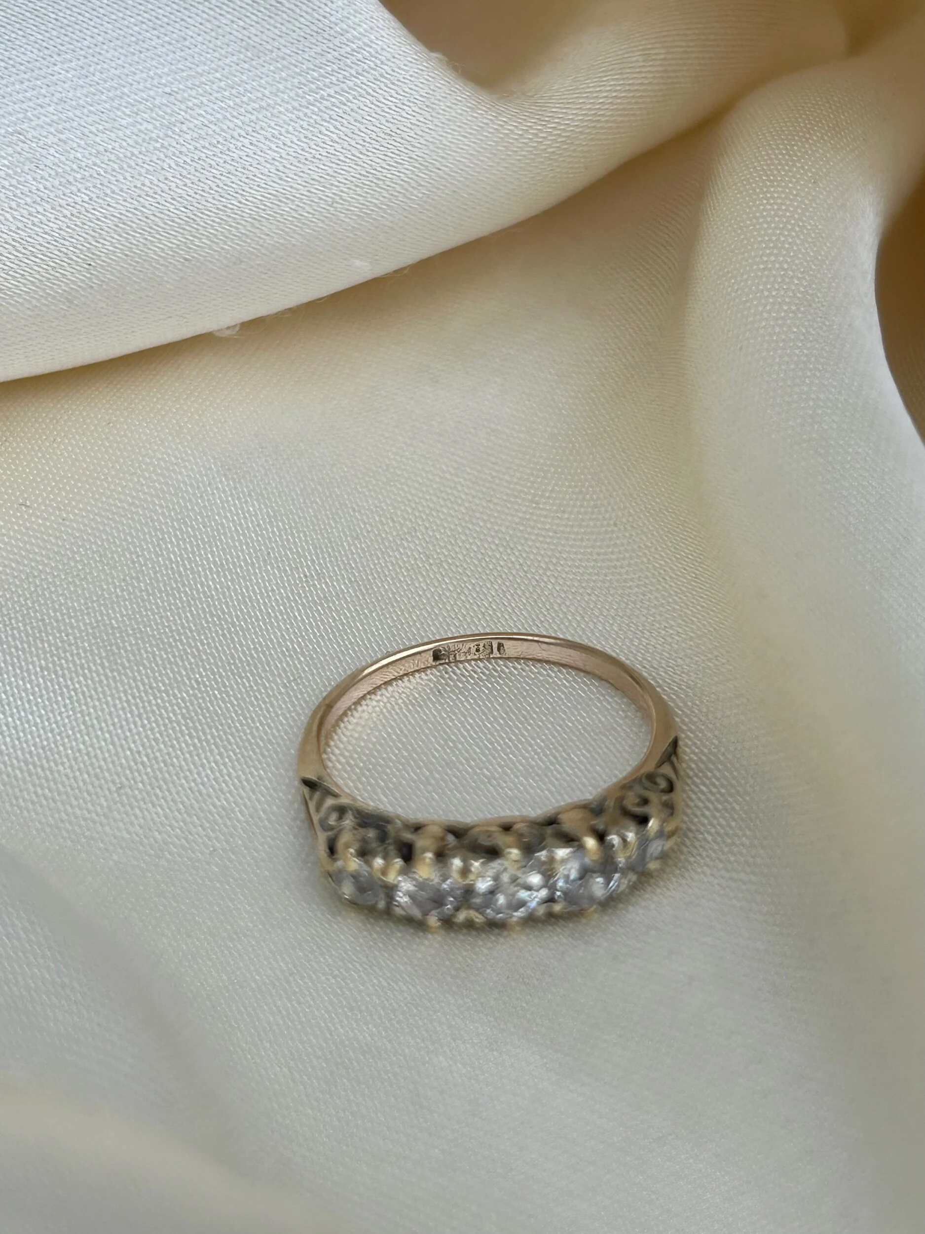 EAEF14C8-90F4-4394-8CF0-71D8AA57543B