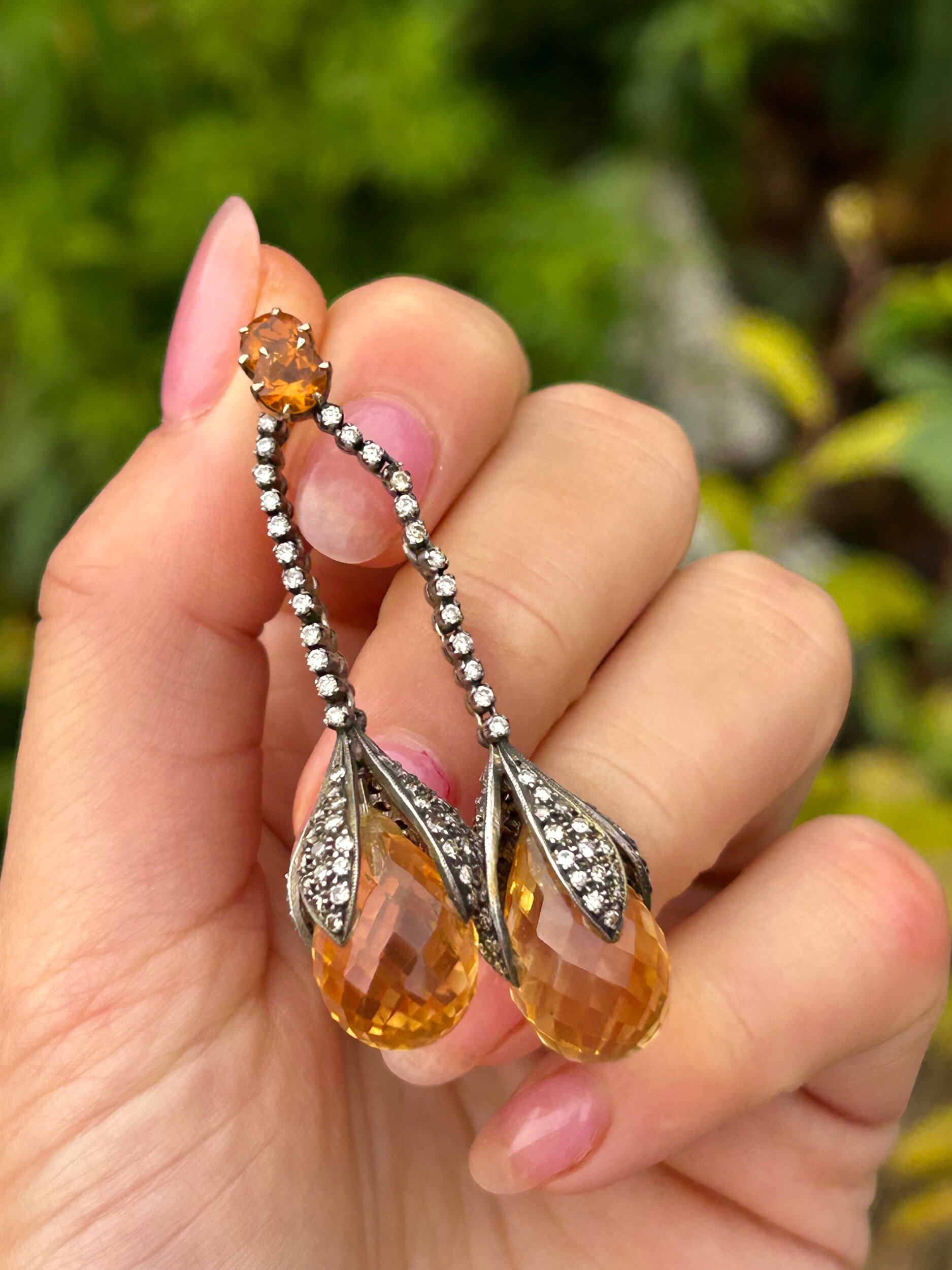 2B393C94-3290-41F0-89B8-0D32CDED6C7C