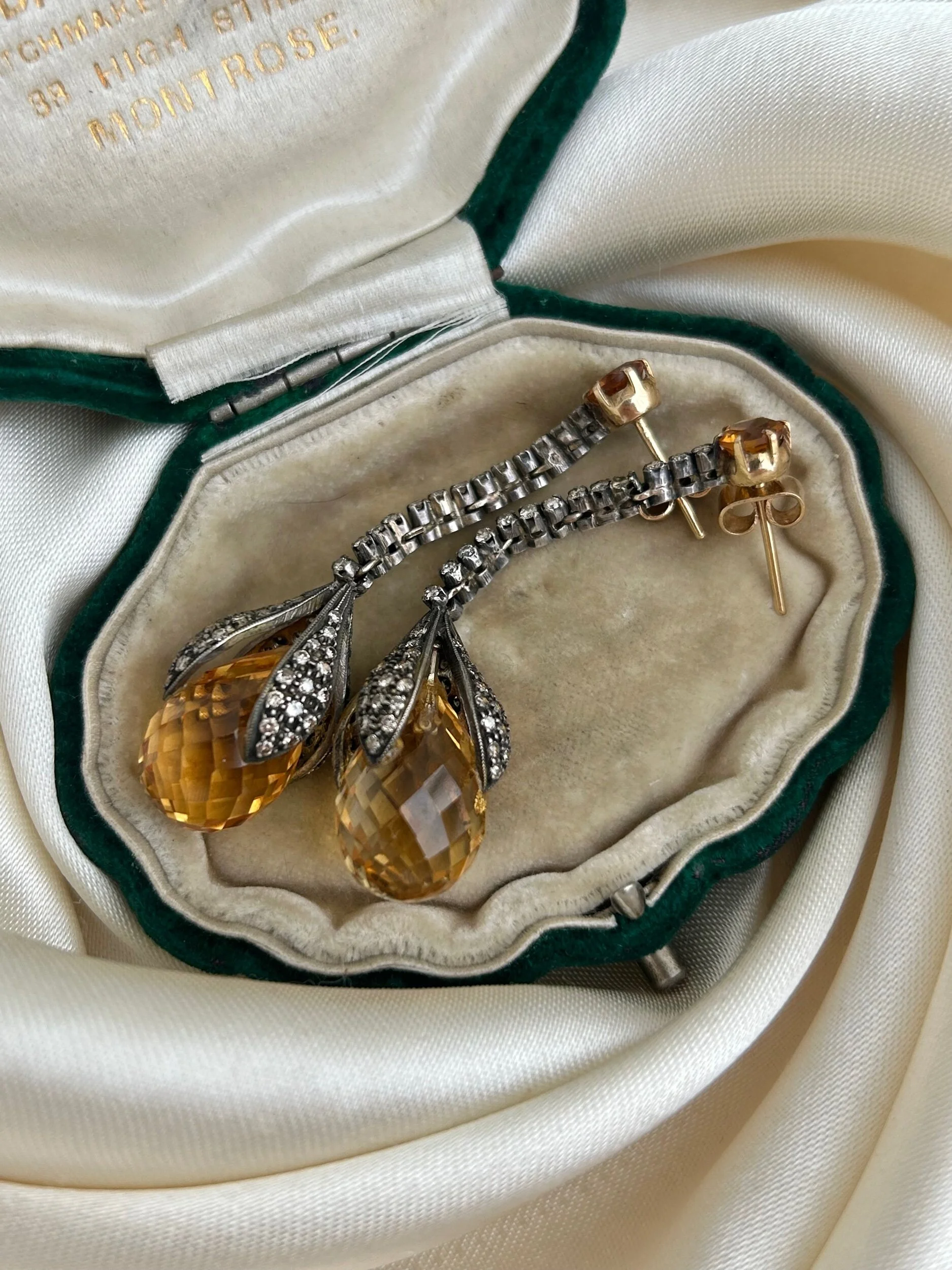 41555764-9E3D-4FC0-BC20-8FAC947C6B75