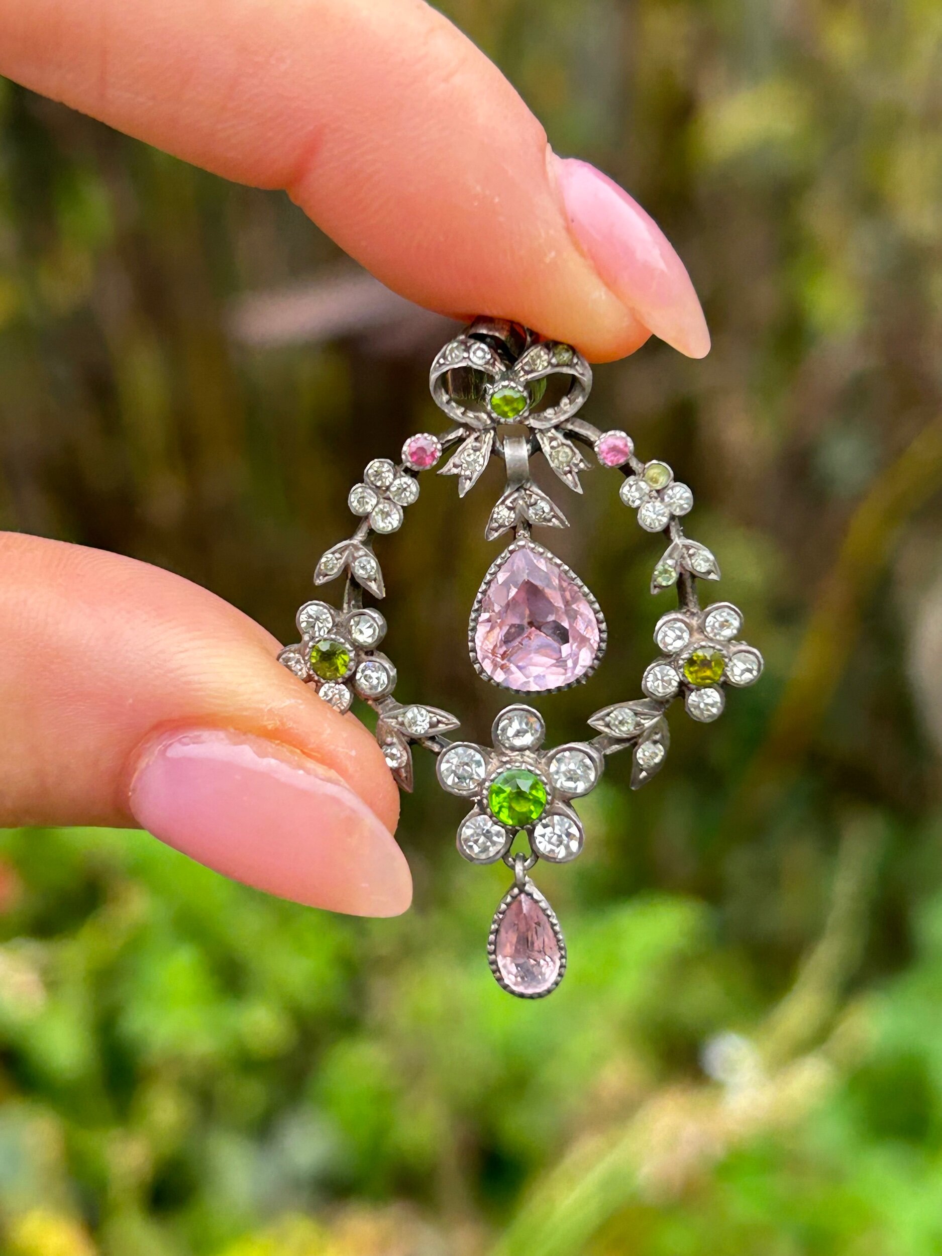 978A5FD7-48DC-42CE-B86D-ACB189F29FDB