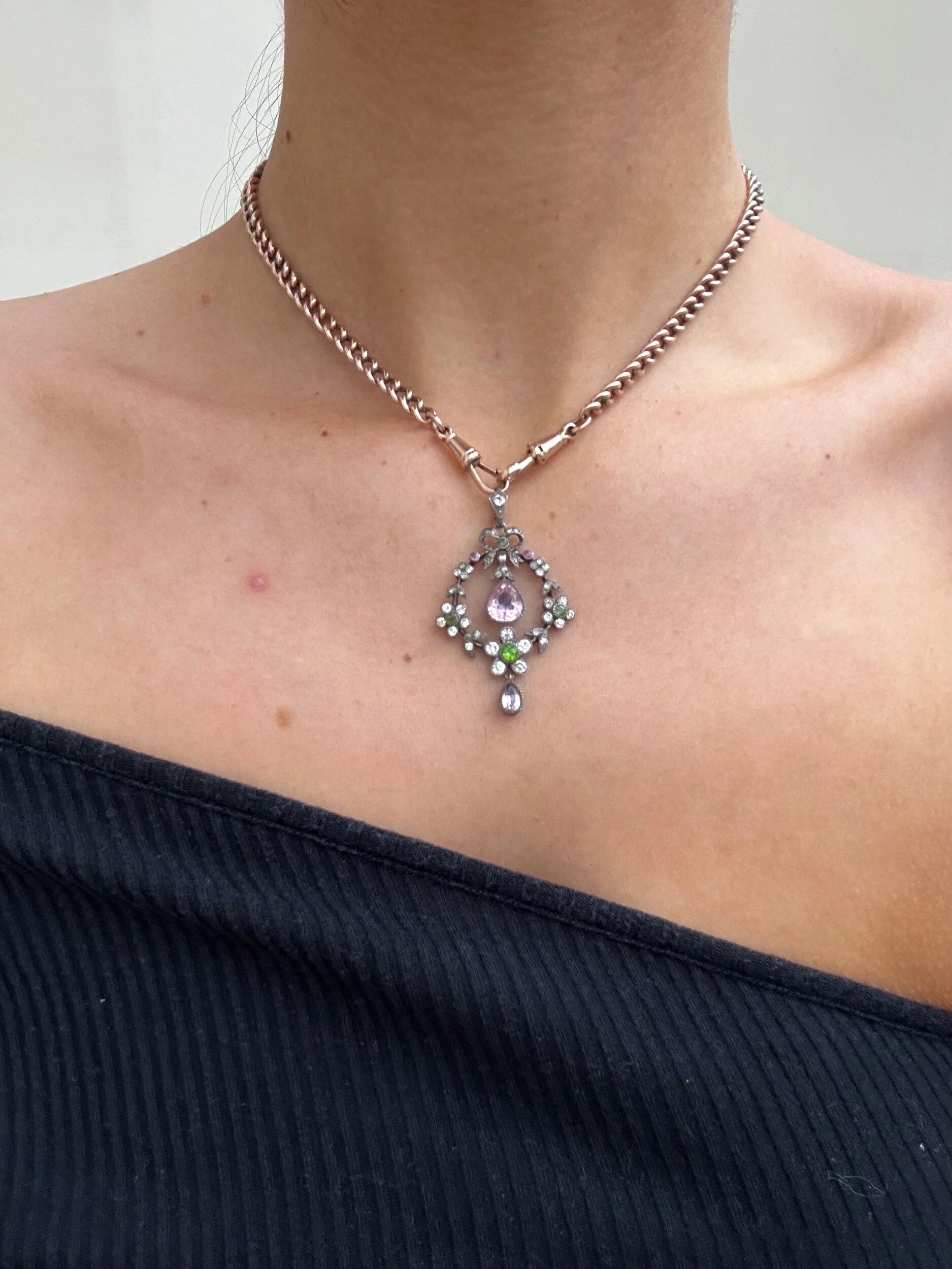 F7F8C458-4A59-4B67-9006-107B38B52DBC