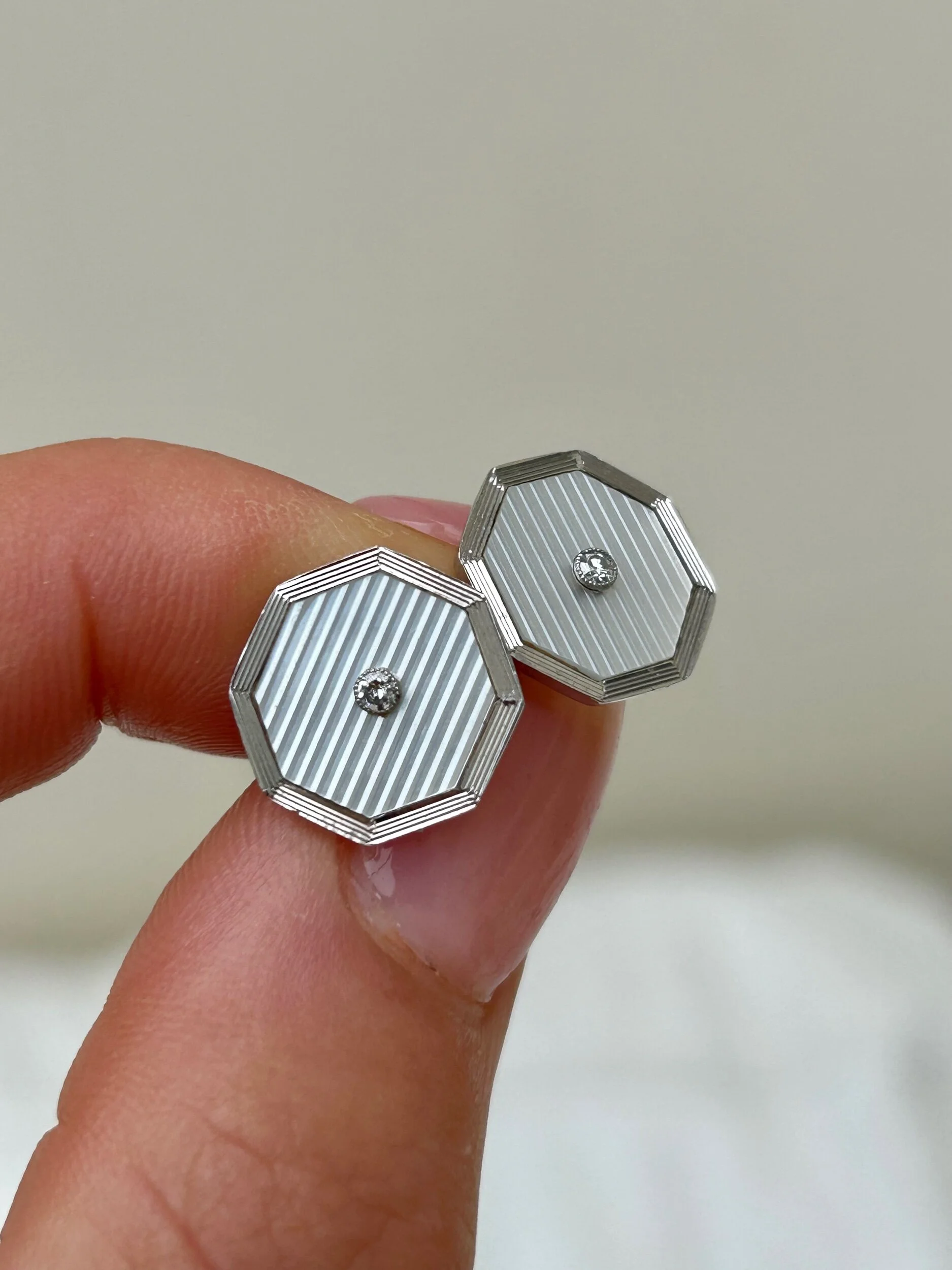 A2FDDBAF-A413-41AB-92C9-20766D1D6A05