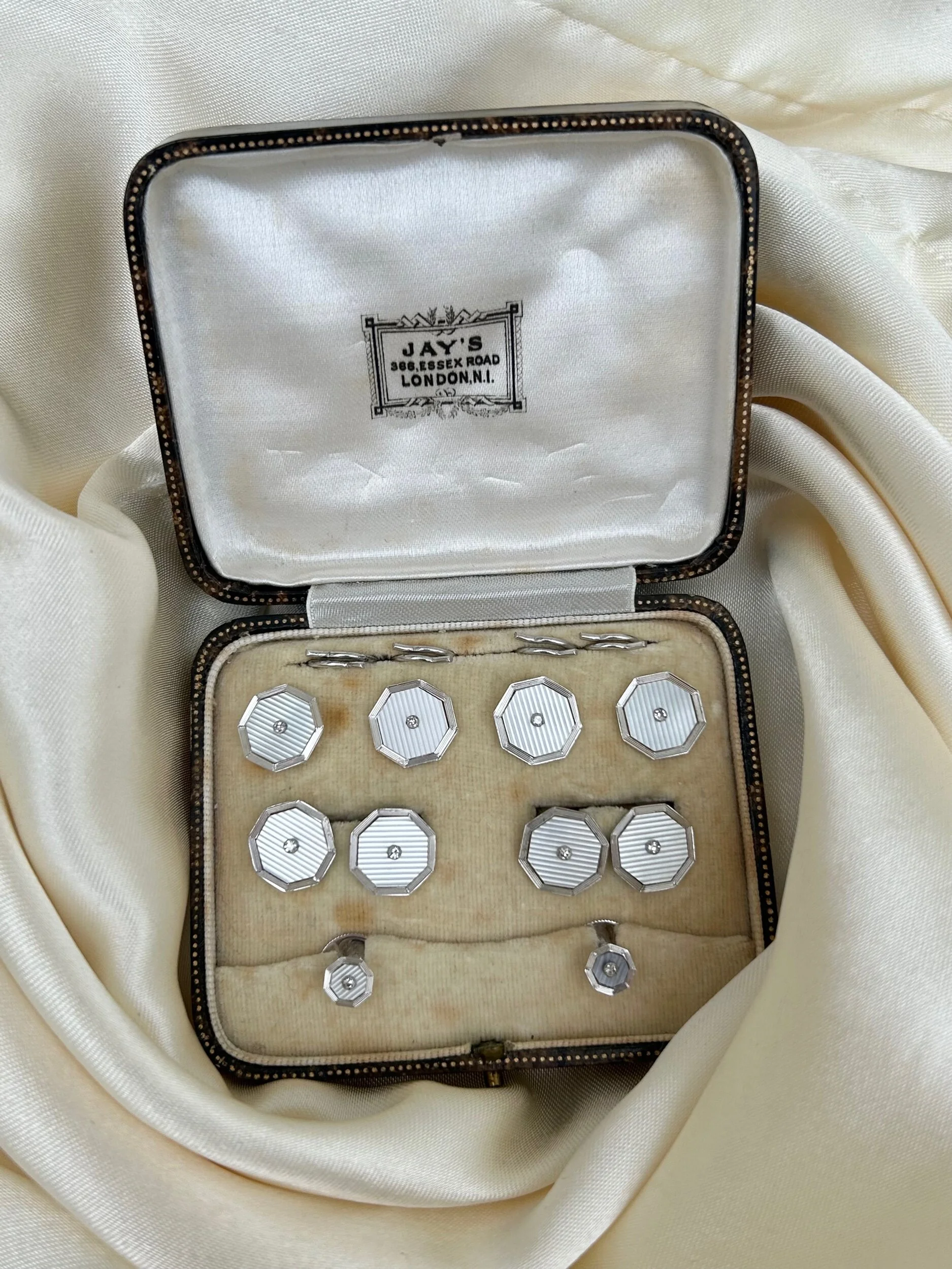 B29D7D9F-FCAE-4950-AC70-249D67B5B956