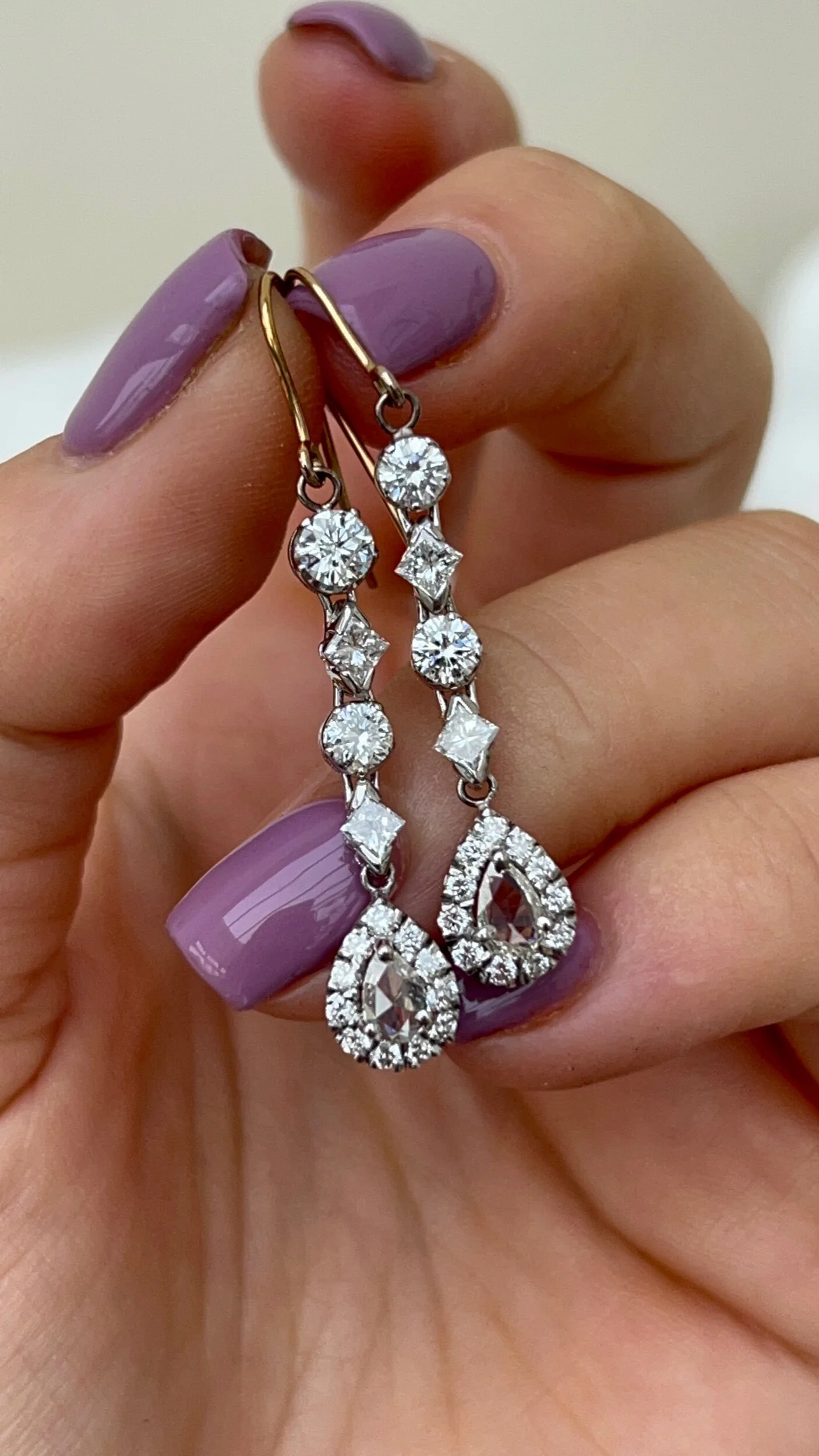 9BA82346-291A-4F56-A2CC-D420CDC35B51