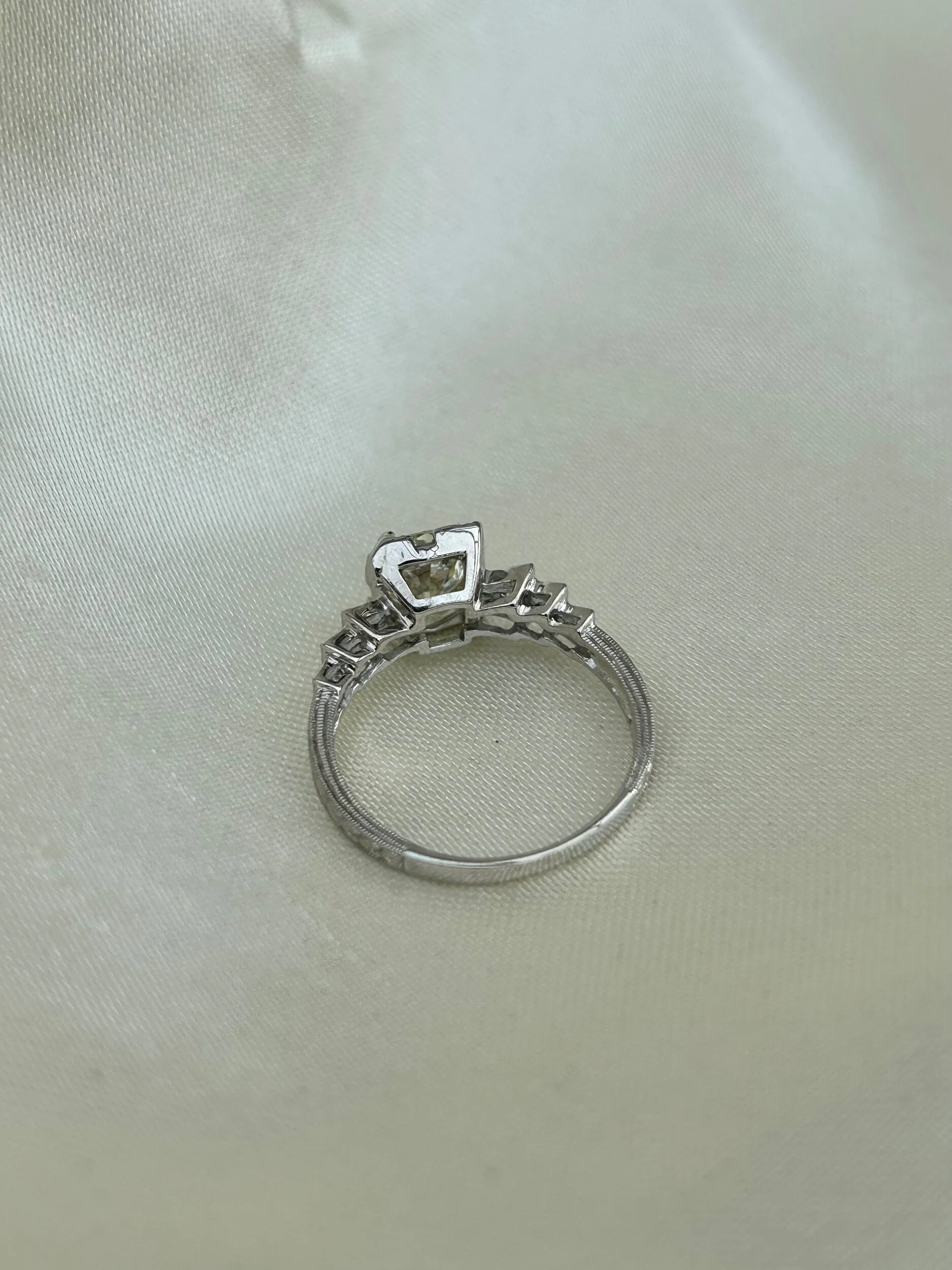 DFFB6AC4-C38F-425D-BA07-F1C3393F8954