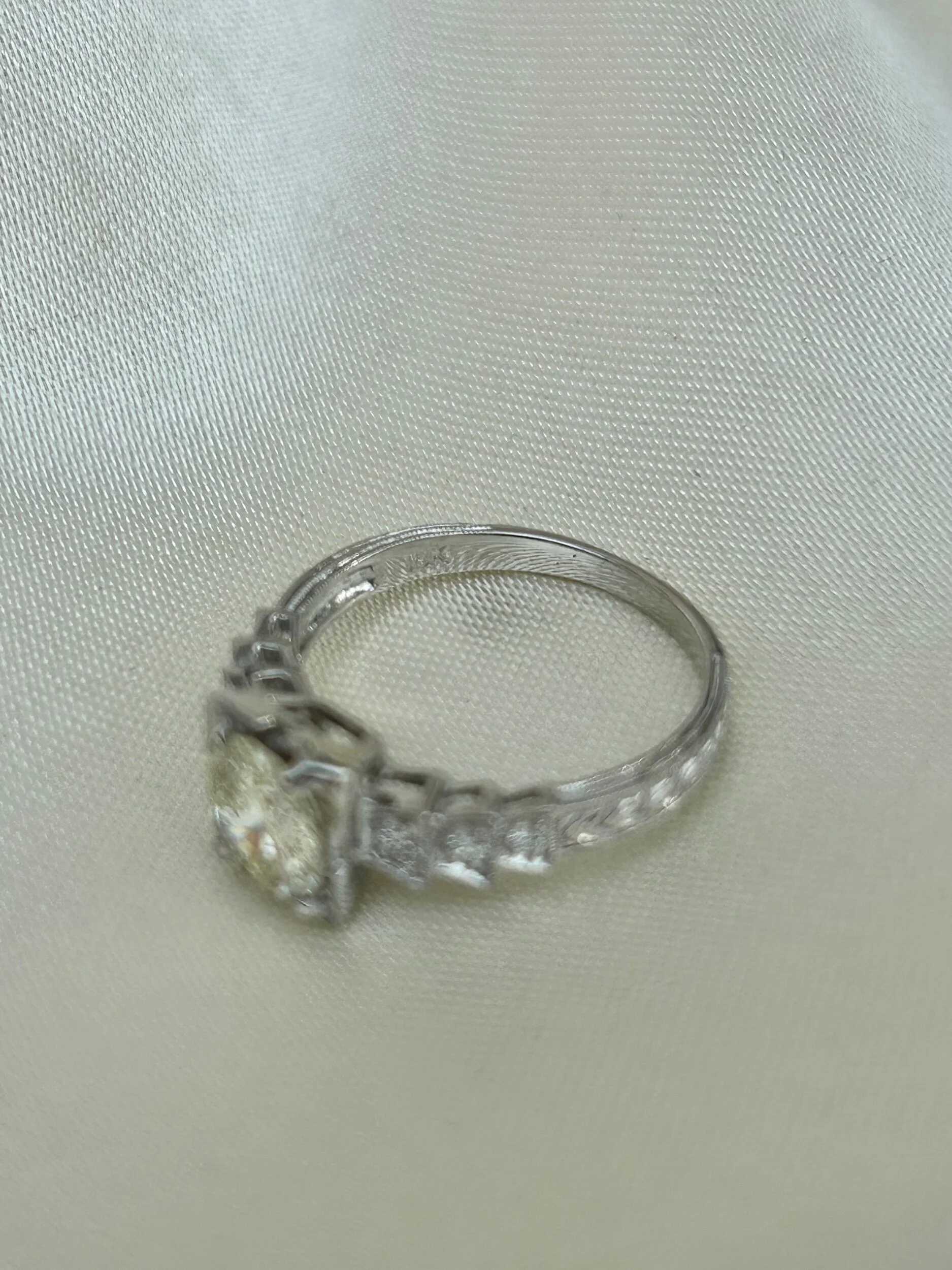 E0E20153-0EB9-47C7-B616-4525D8276329