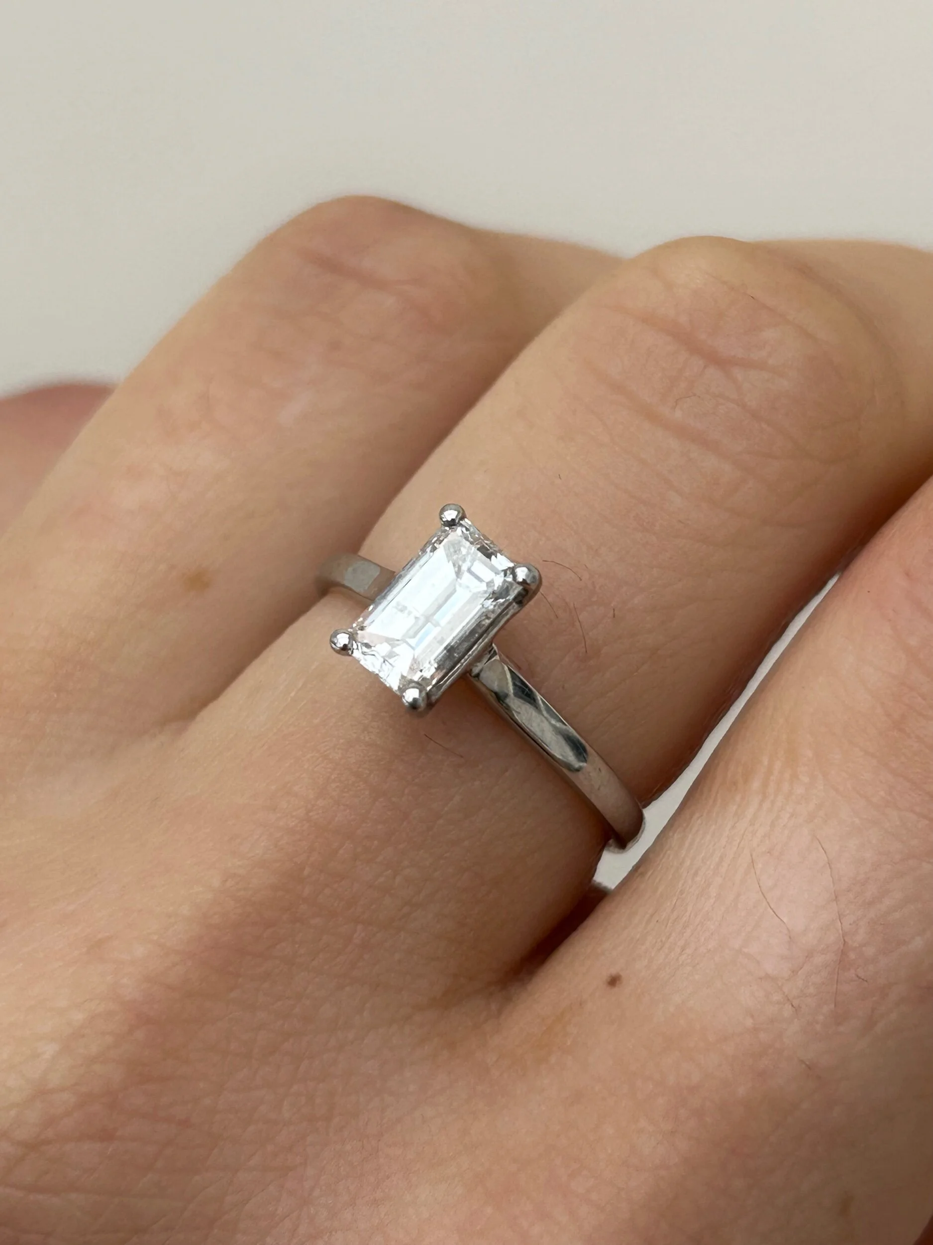 F8032329-3DAA-44D3-8DF7-D331911B4457