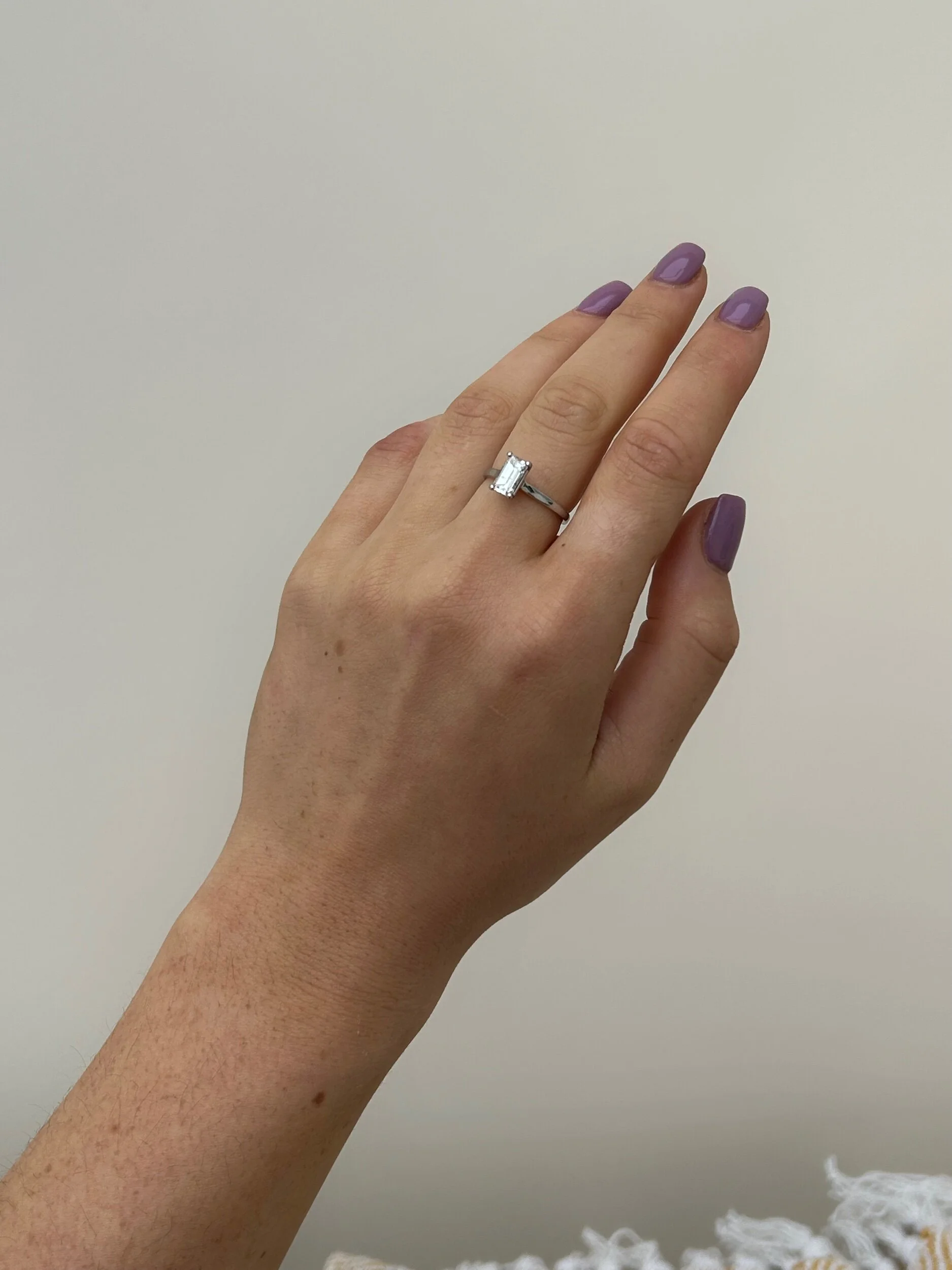 949D2032-DA8F-4077-AFA2-E88AB4A965A1