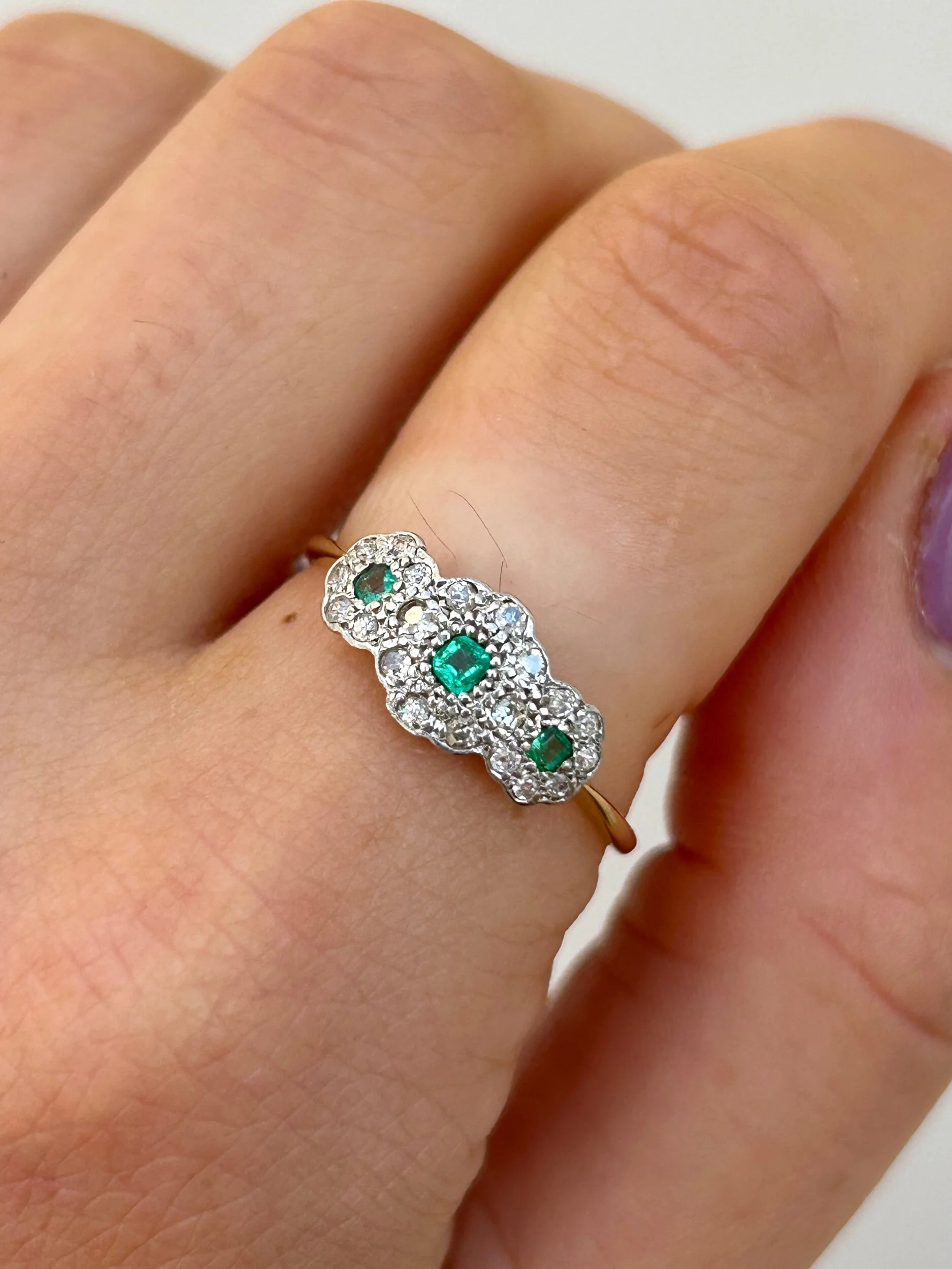 7695C6EF-8546-447F-A7FC-38BAD20ED936