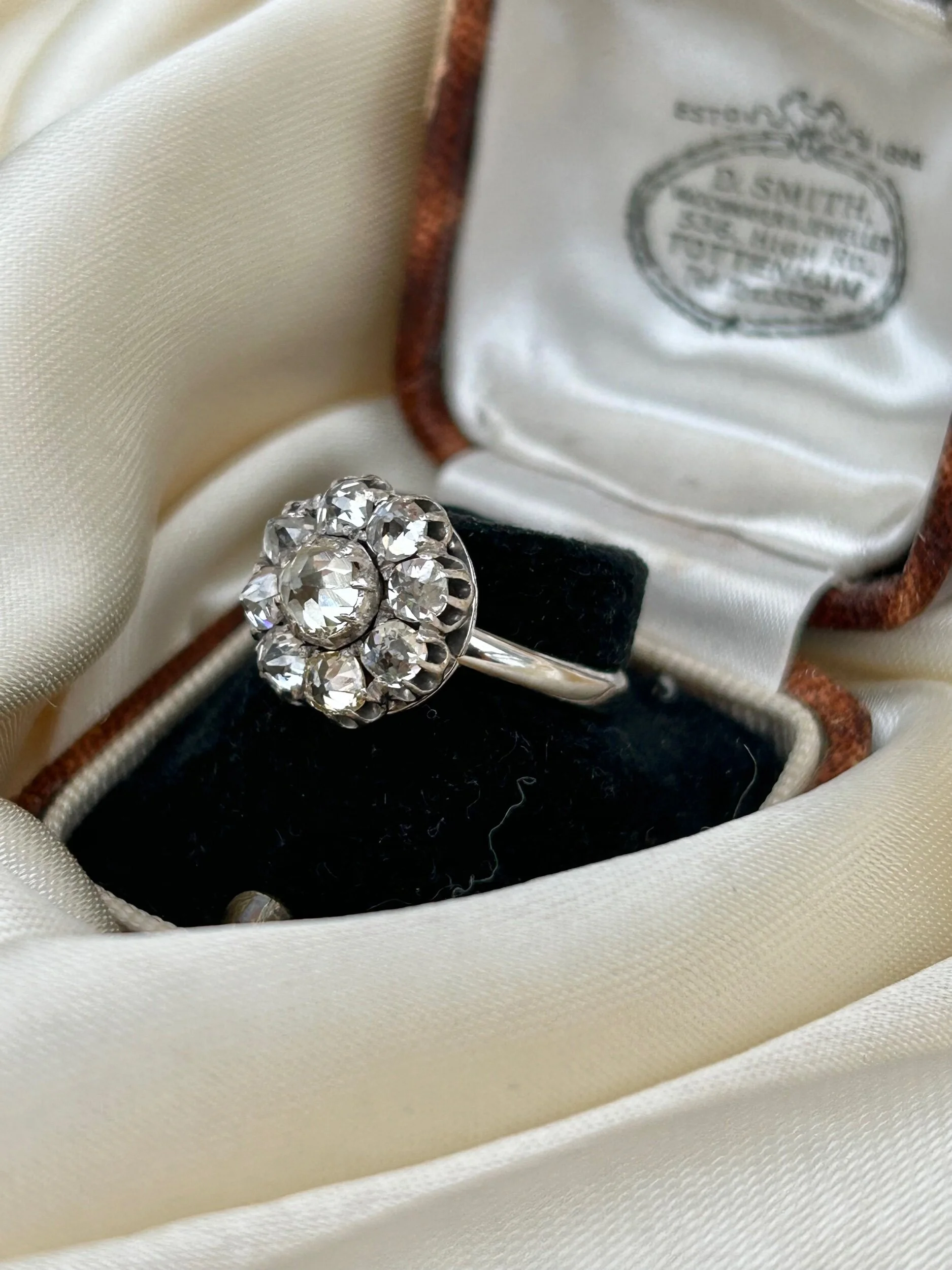 43DD8FFD-2F89-49EA-933E-287FDC3B970B