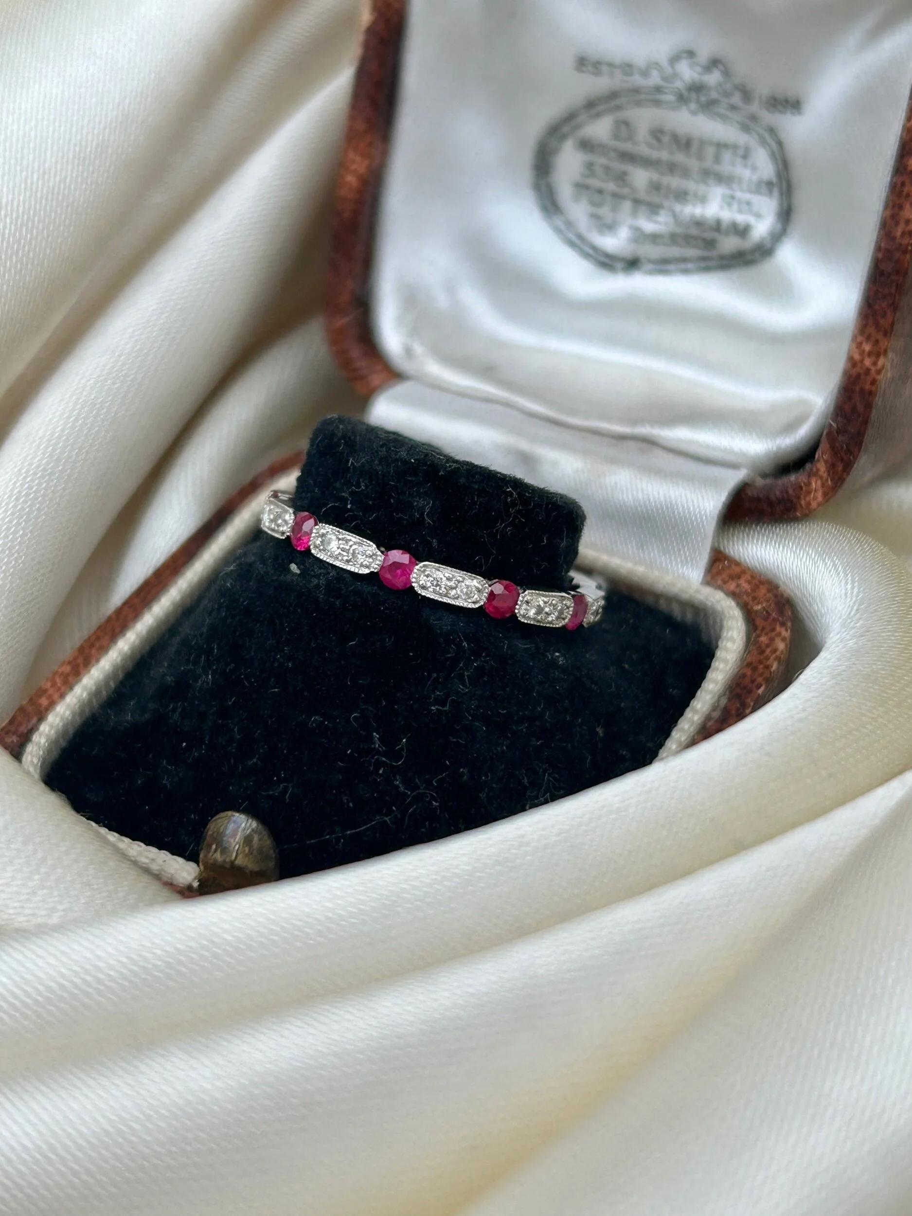 674BD6E8-F40A-4280-A28C-623200E4A574