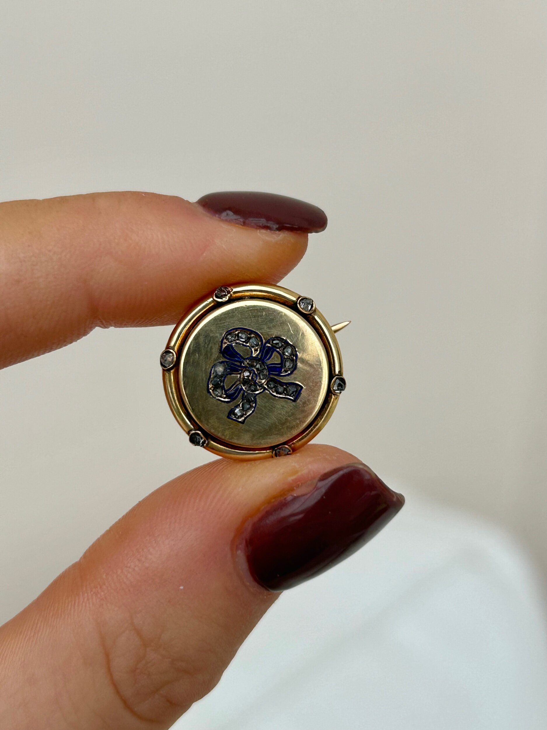 D0837356-0BCB-4BCC-A3DA-55876DE8BA46