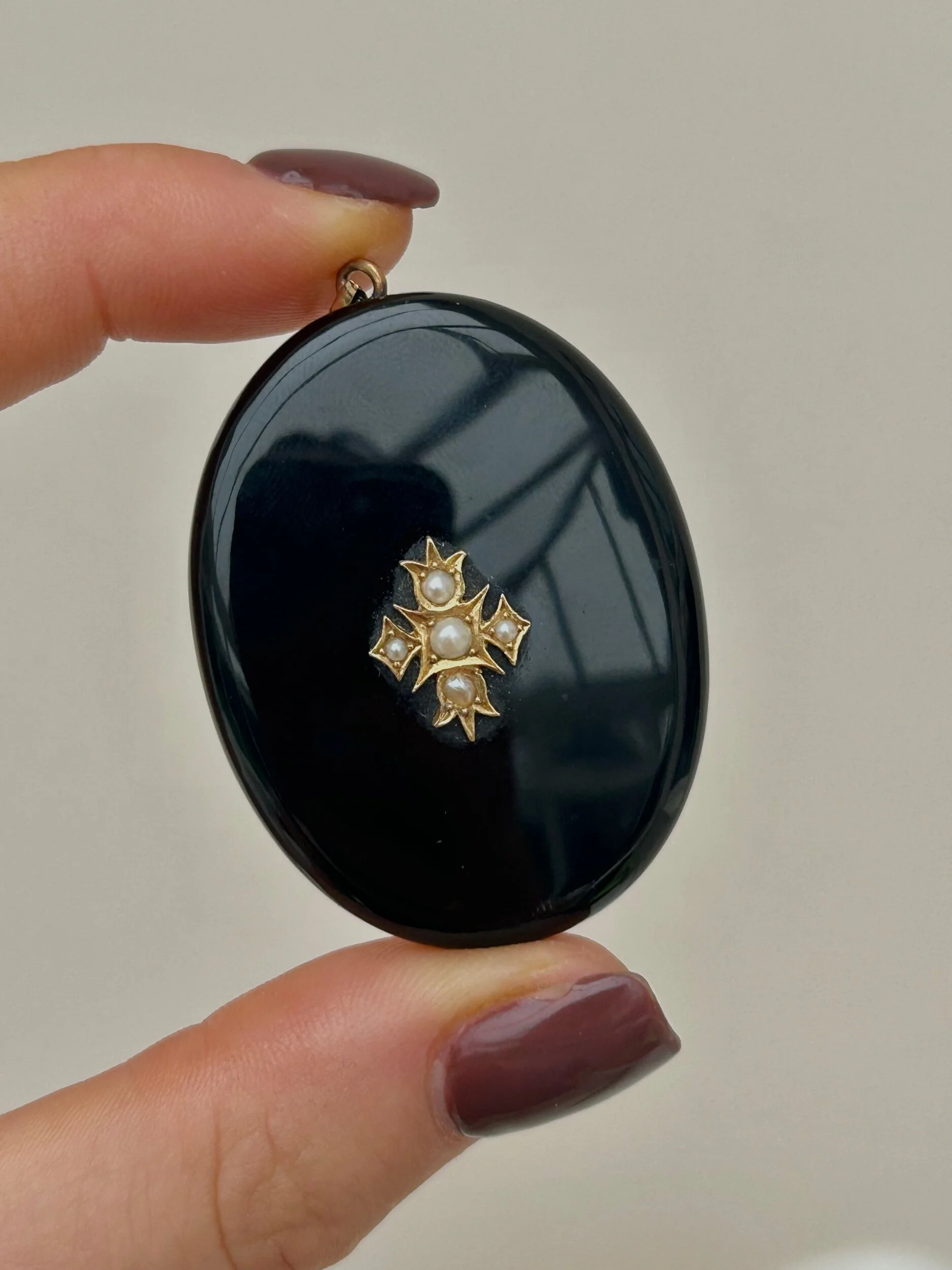 33ED2919-308B-47ED-B26A-AAB9524EDB8A