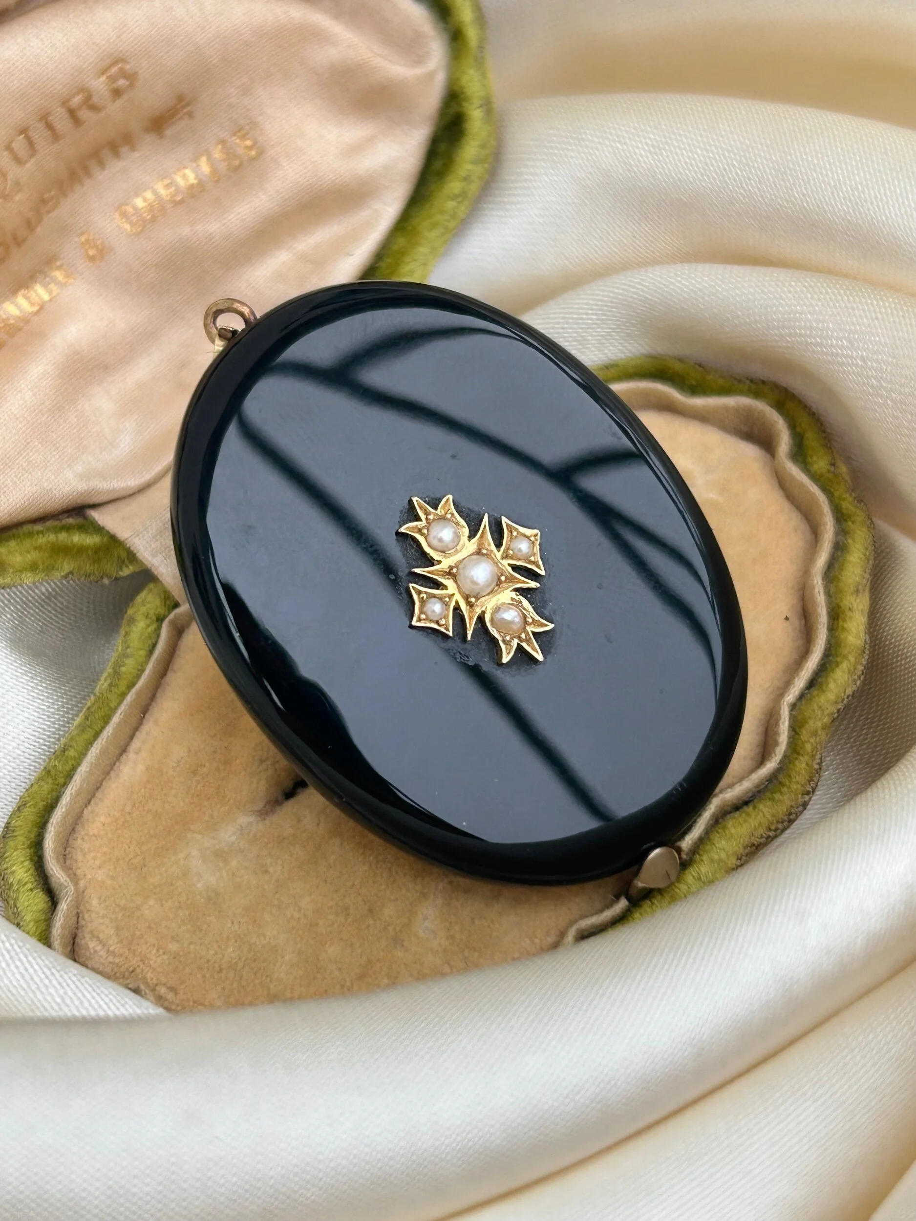 C05BCCE4-60D0-4D34-9D34-970F49A5C780