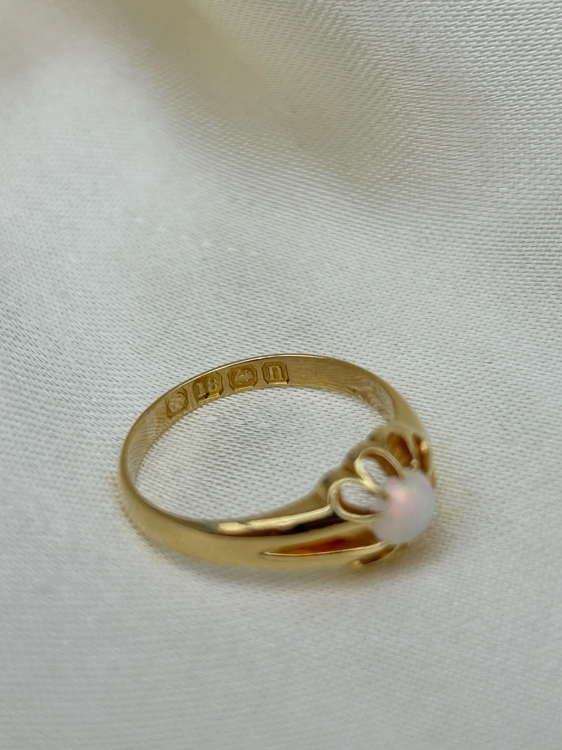 6028D2C9-4F14-4778-B012-22A8DE50926B