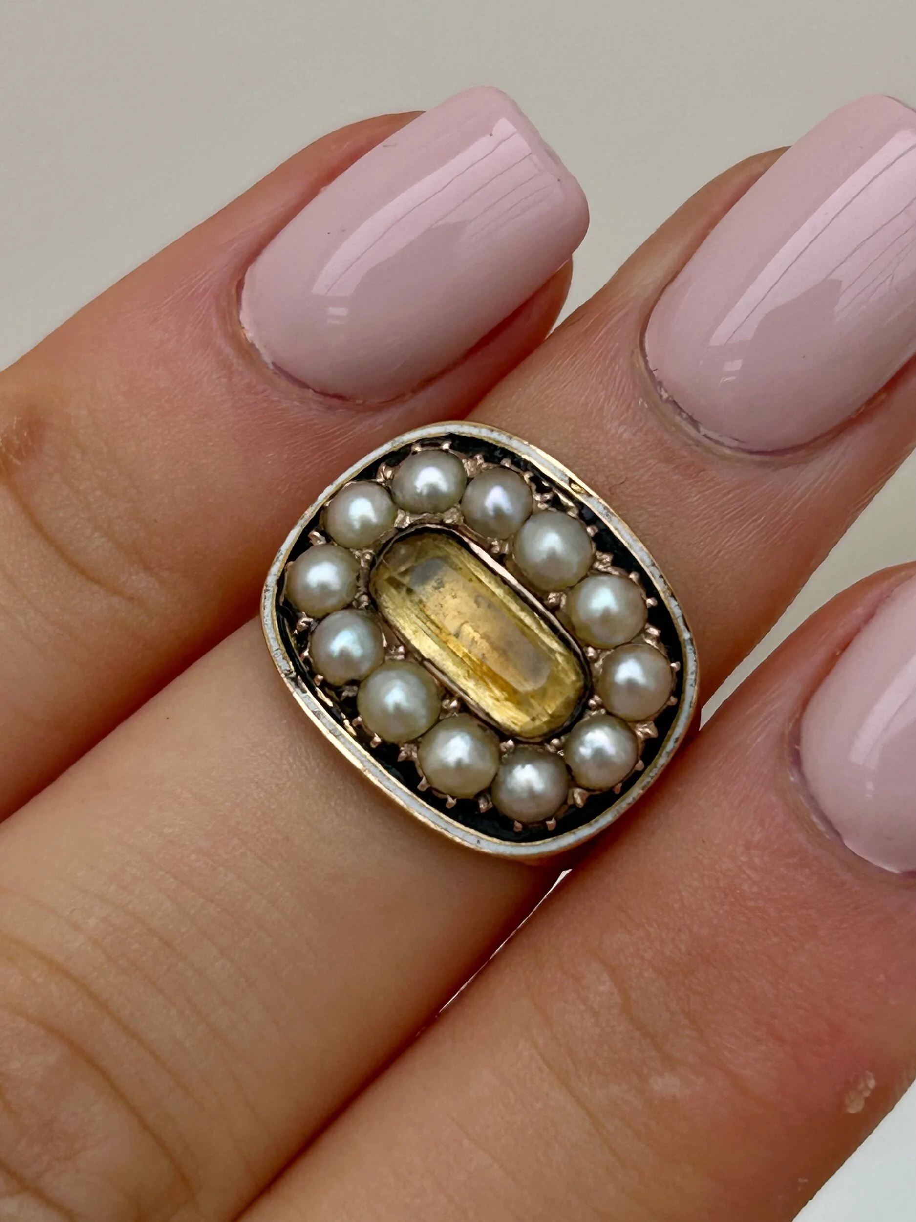 D33775B3-8366-49A6-A3ED-912DB08BB1C0