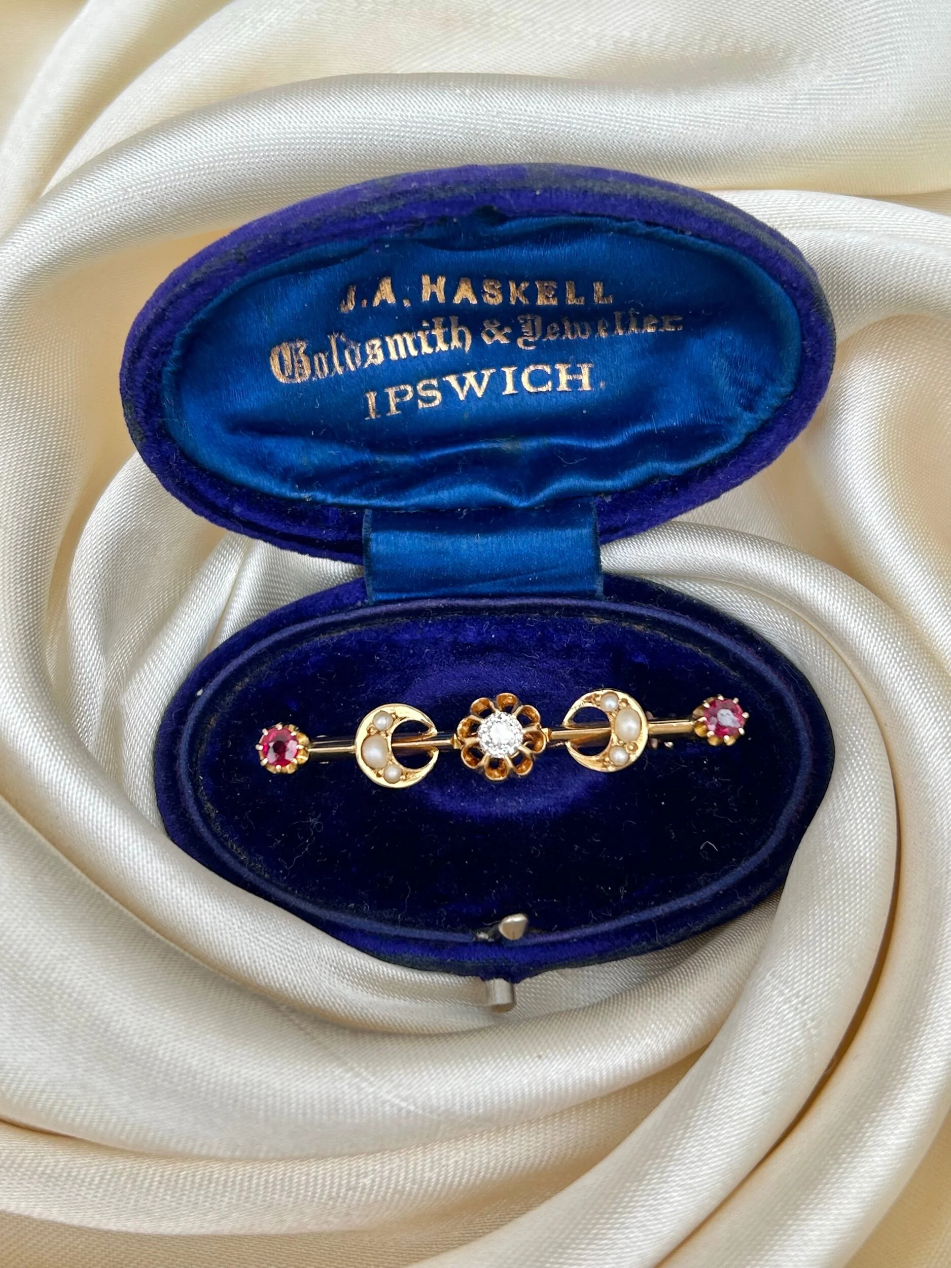 CD0E9557-FC8F-4A2C-B2C7-3AB67A6258AF