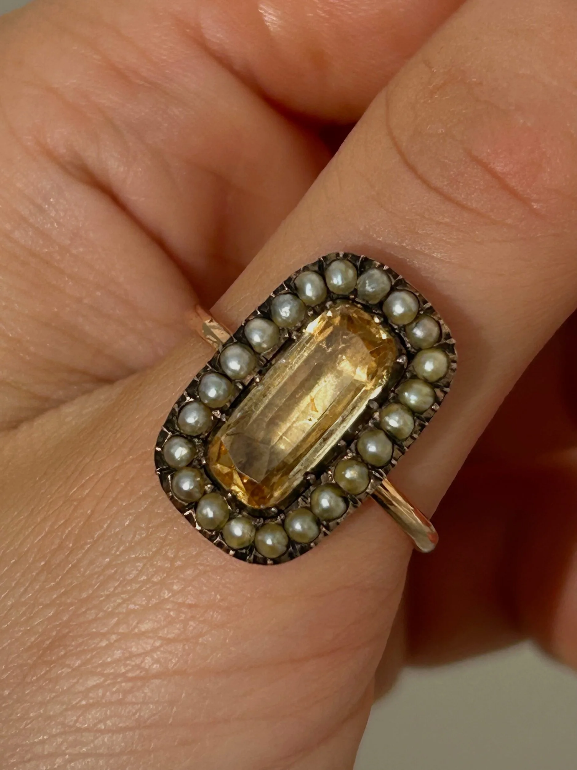 42237D1D-2566-4BC3-AF20-AE28753B74D1