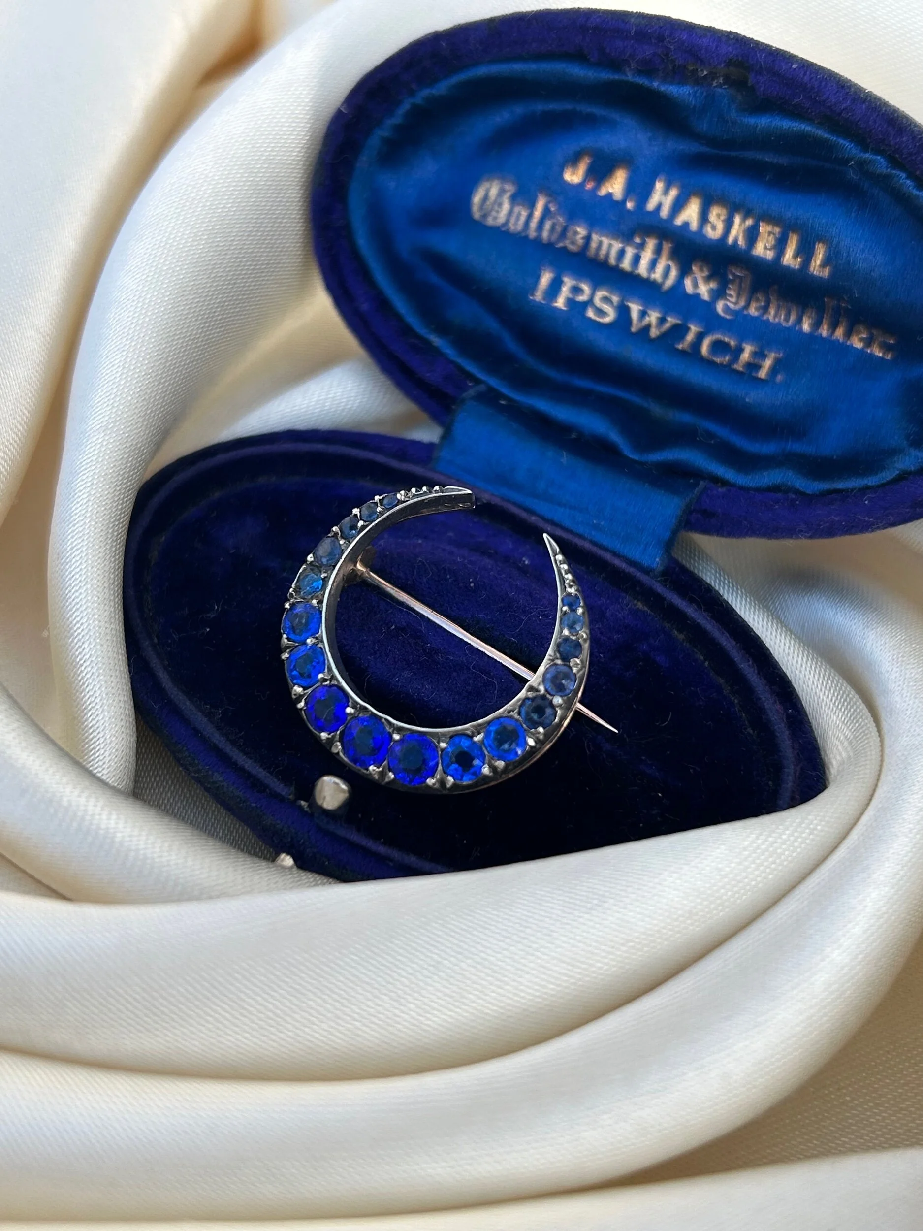 99C7F996-2E97-4C9C-B219-671C16E1E848