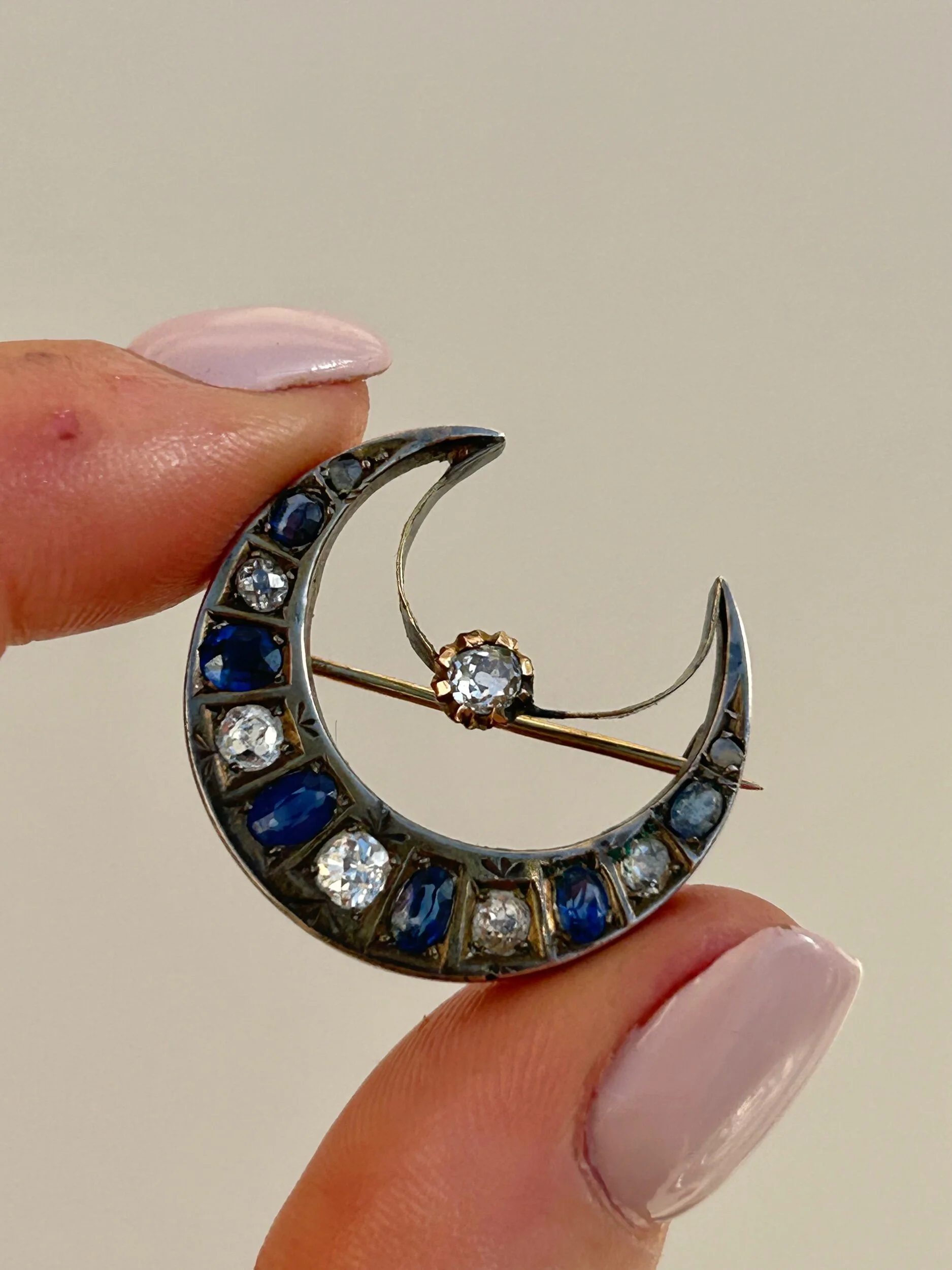 ED9C0B37-665D-439C-841B-E3A22B87787A