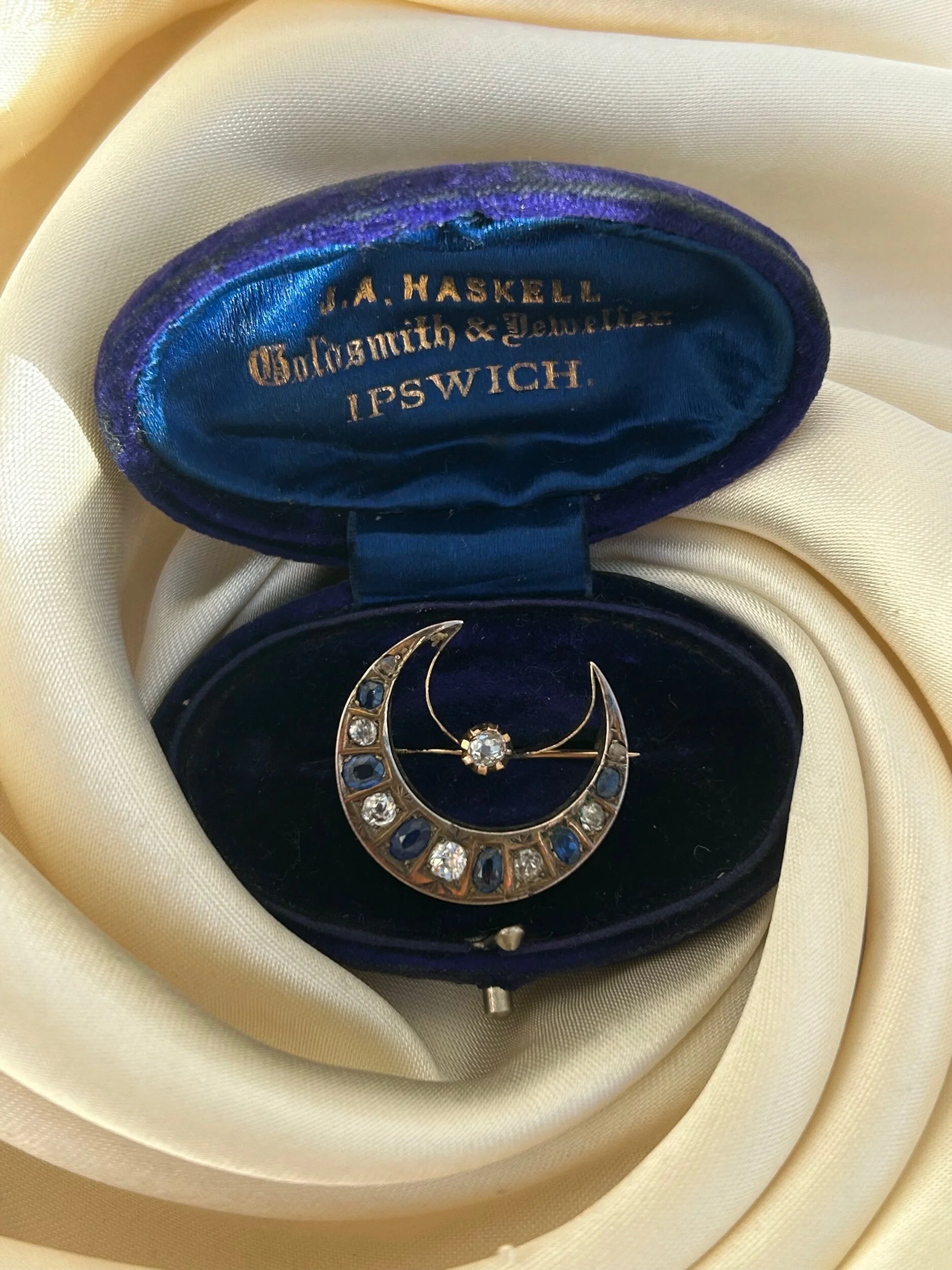 7F1B2375-DBB1-4A46-BA17-8456D6E7DEA6