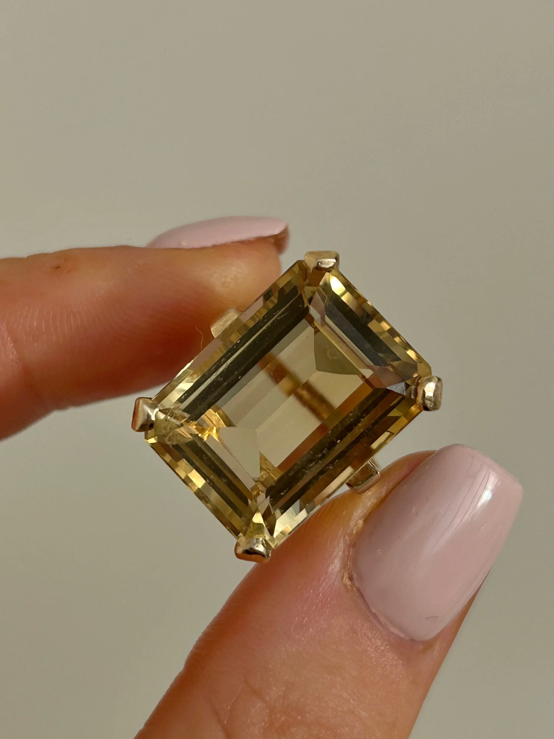 0325177B-4AFE-4CCA-8C9A-FD03D37EC3F8