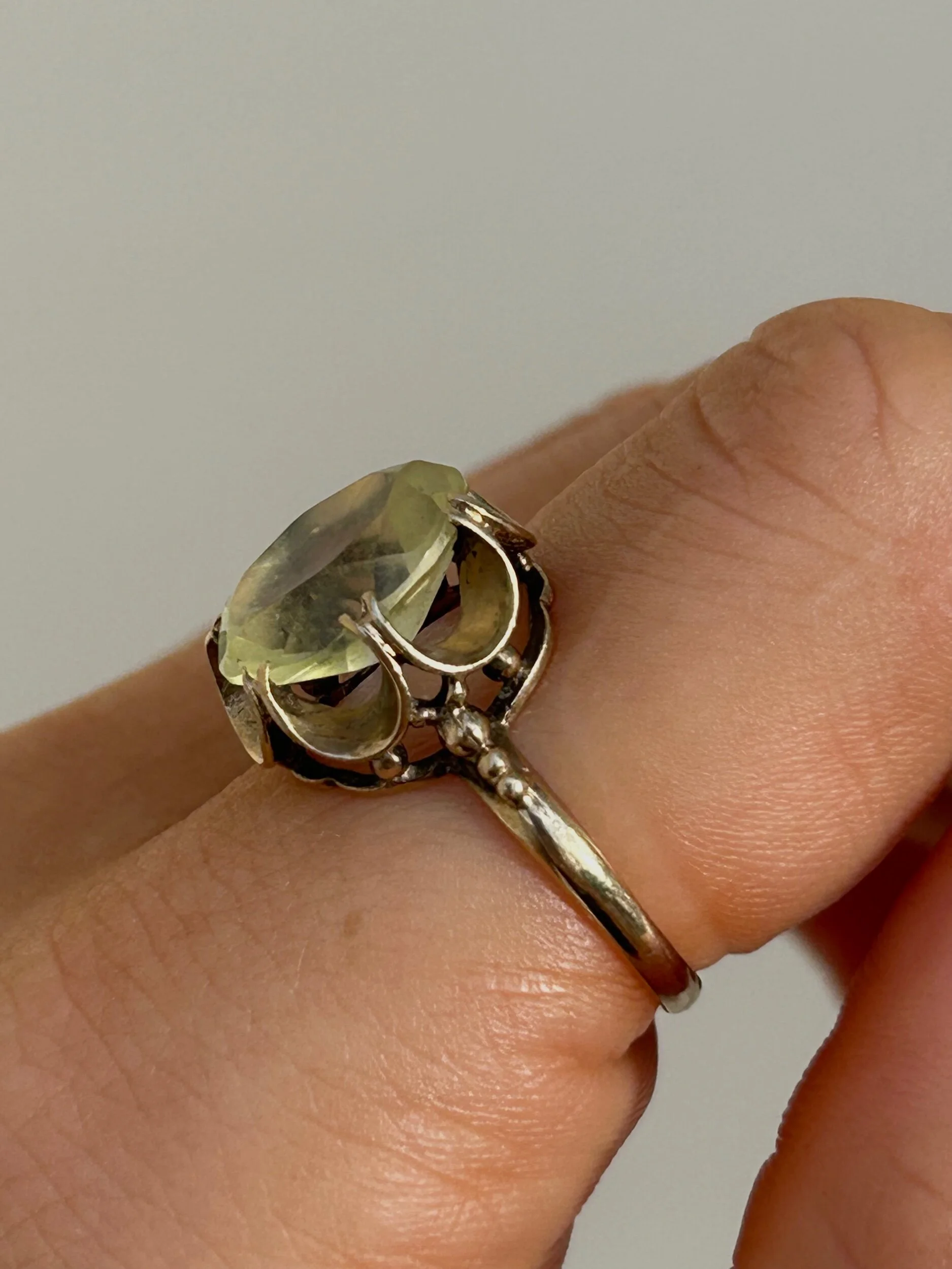 04F8F736-2EB6-4C83-9B4D-94175708FD59