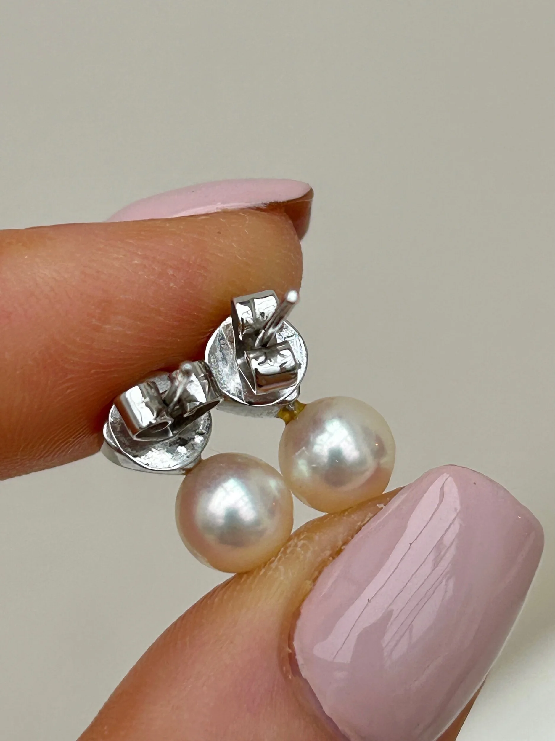 02F18363-DCAE-4490-A267-2BB77007F95B