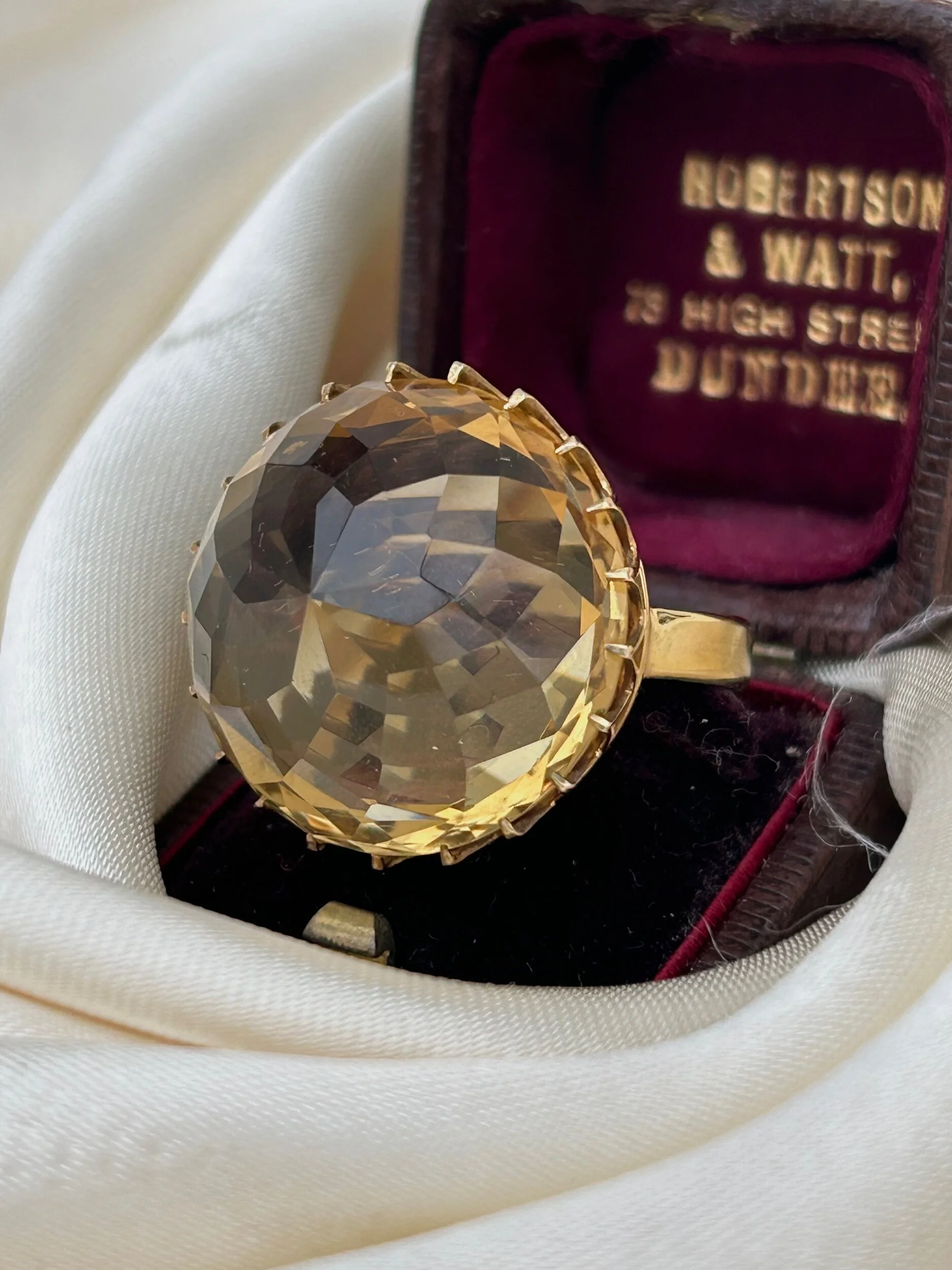 328BB5F5-1B0A-4FDC-B9E2-68785DCCA5CE