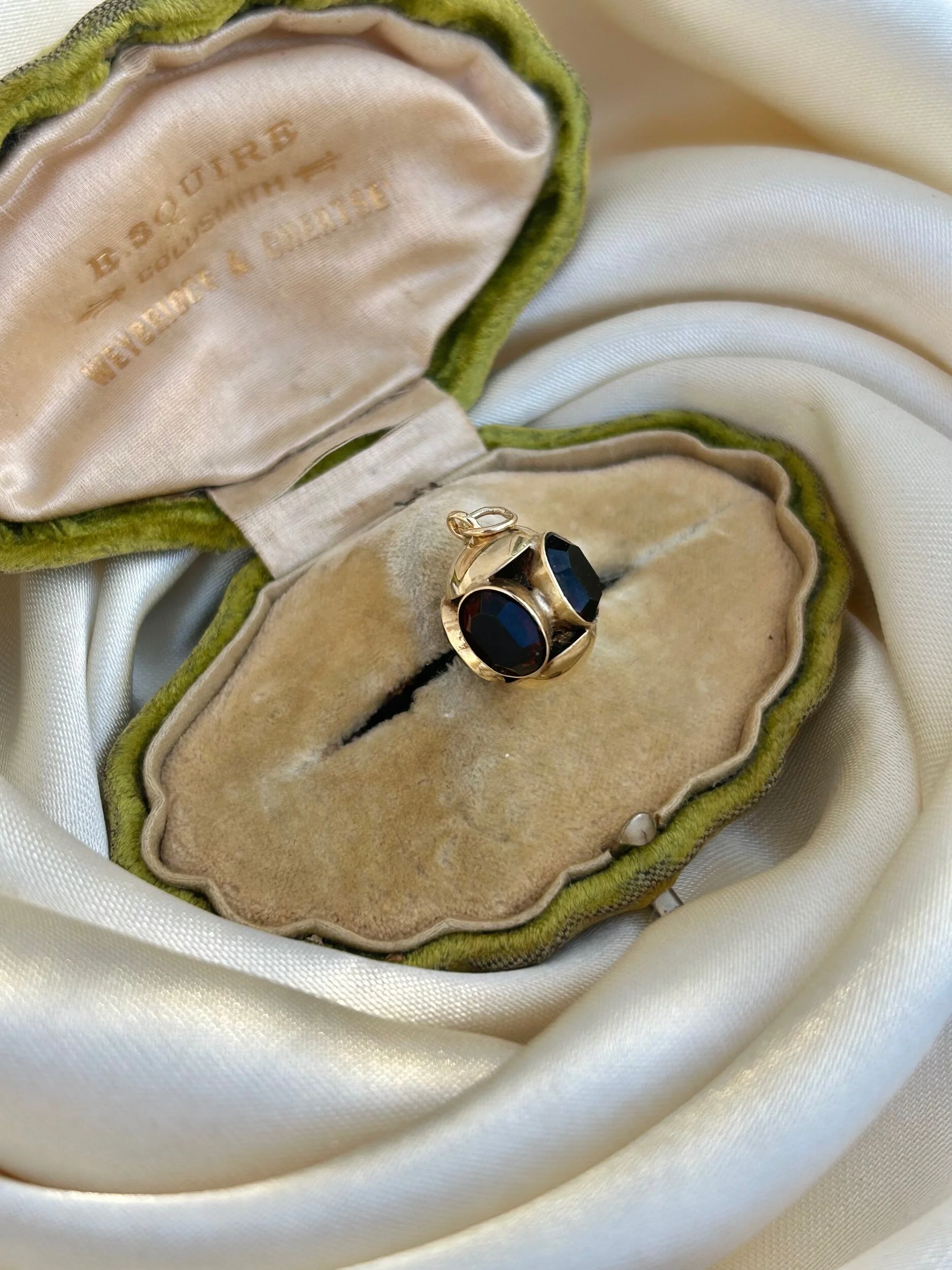 0355EA86-AA42-40AF-879F-23B43846236C