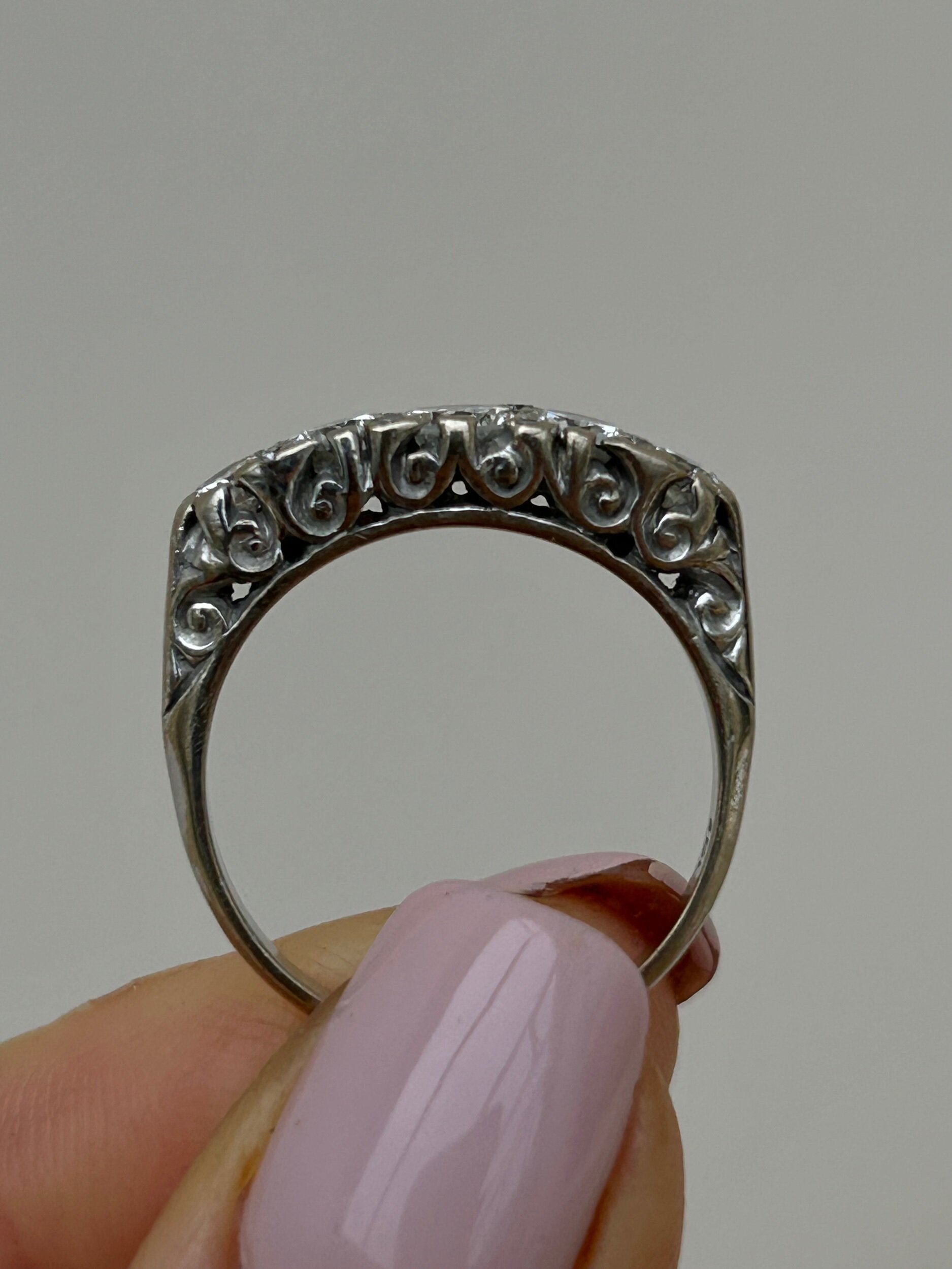 DB0926A3-A3E4-4F42-8E98-79106993DC22