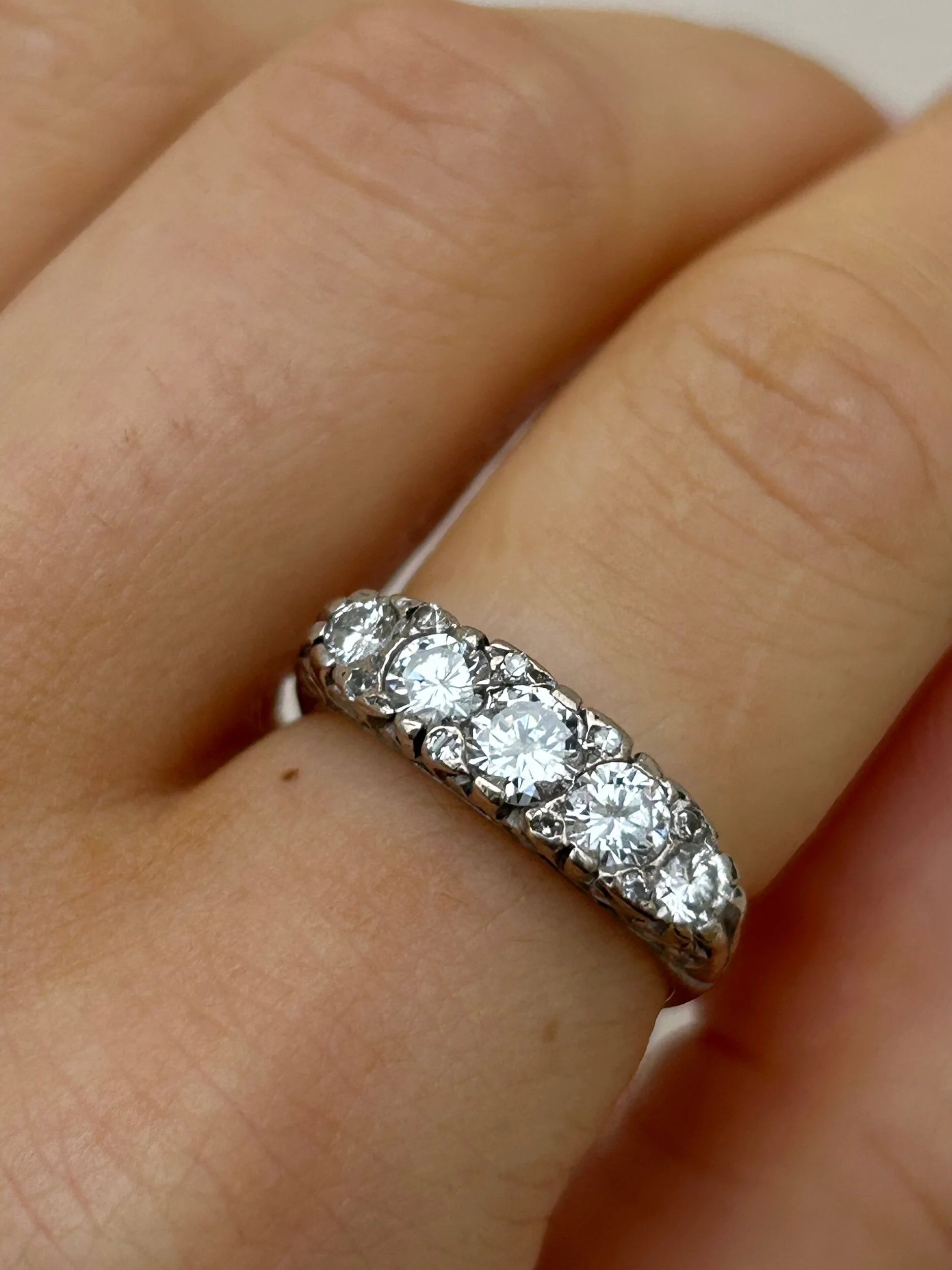 870571D5-8F4F-4069-BE94-05DD1848E78D