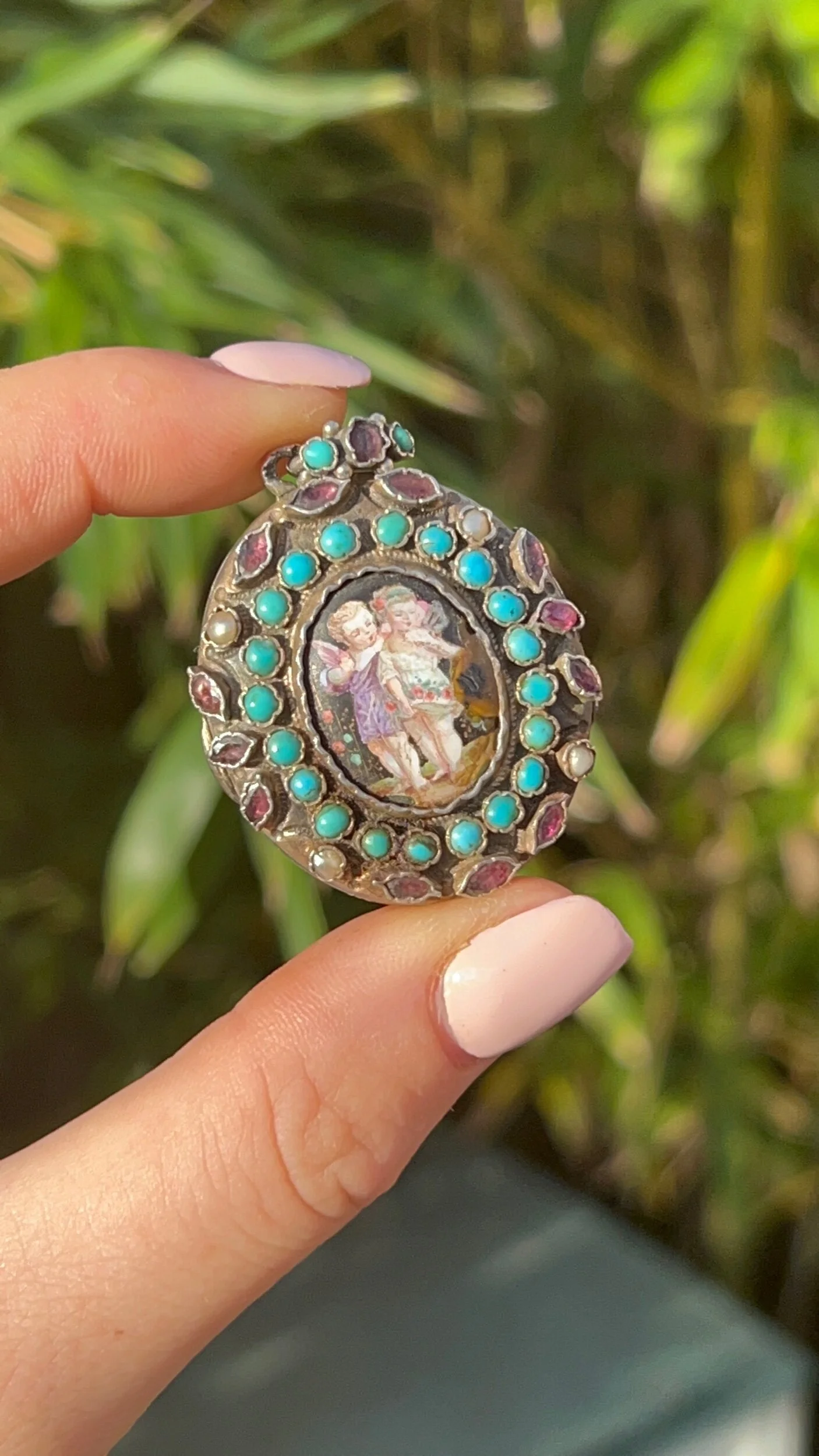 7F2872D3-0F56-45EE-A8D8-B8B328CB4051