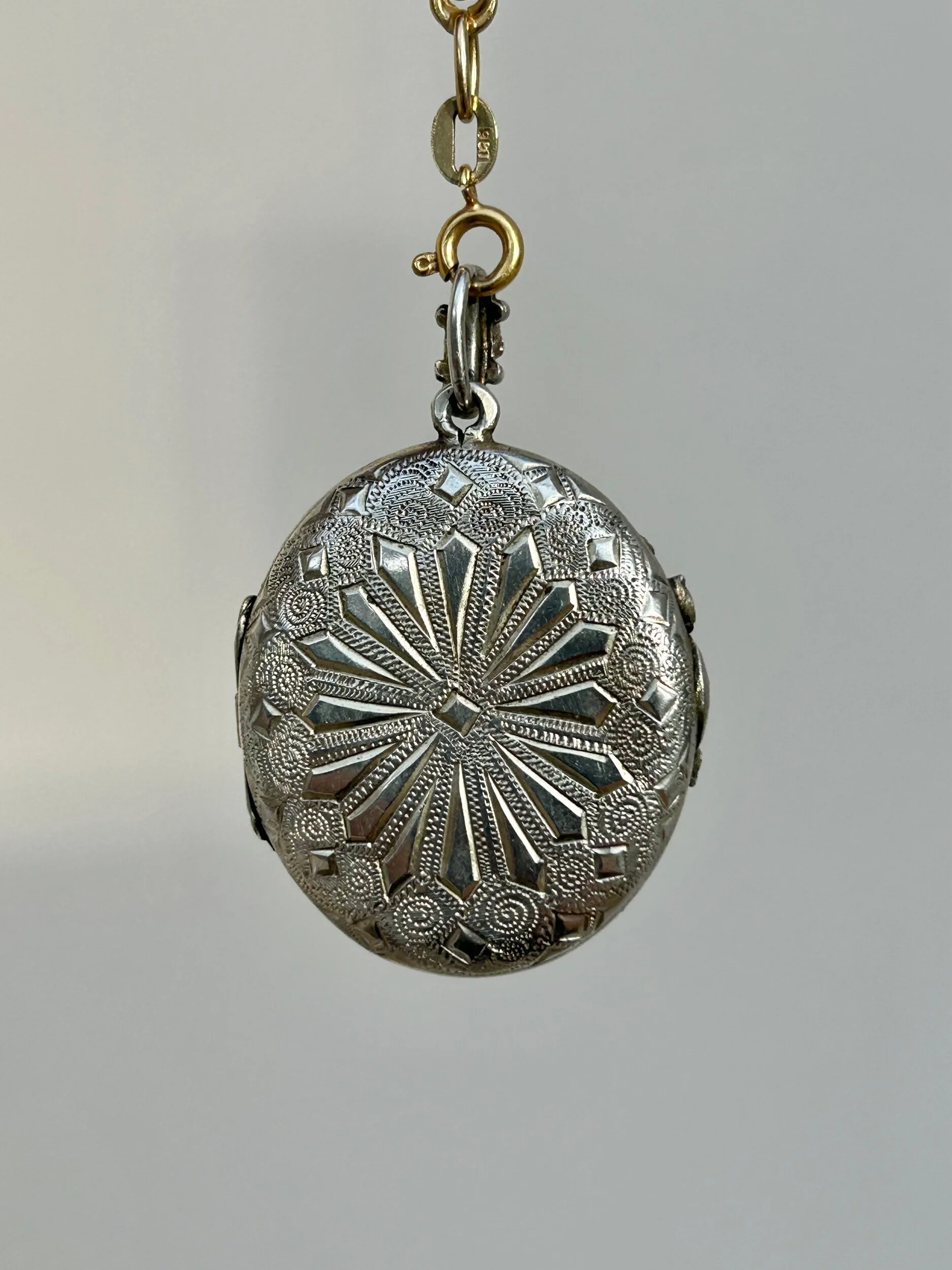 0C139B1C-F06A-4211-A569-81BBC88159A2